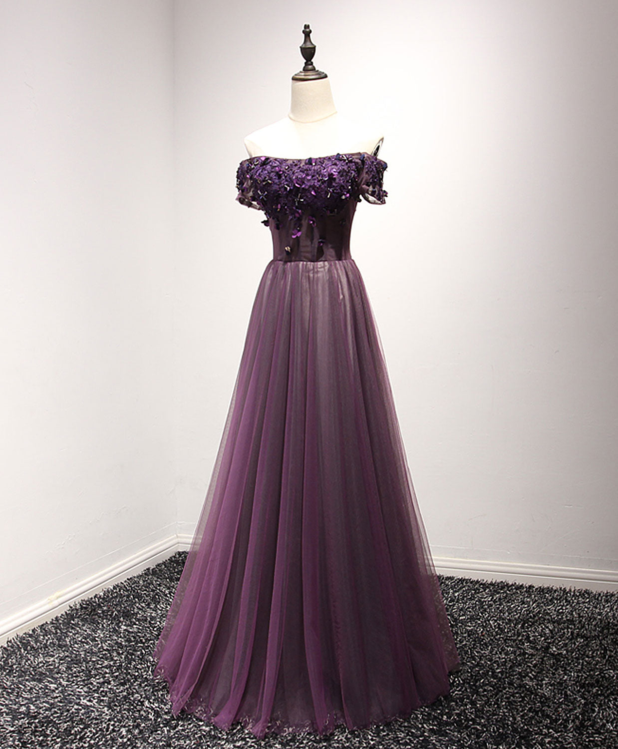 Elegant Purple Tulle Lace Off-Shoulder Long Prom Dress for Women - Formal Evening Gown for Homecoming, Wedding, and Special Occasions