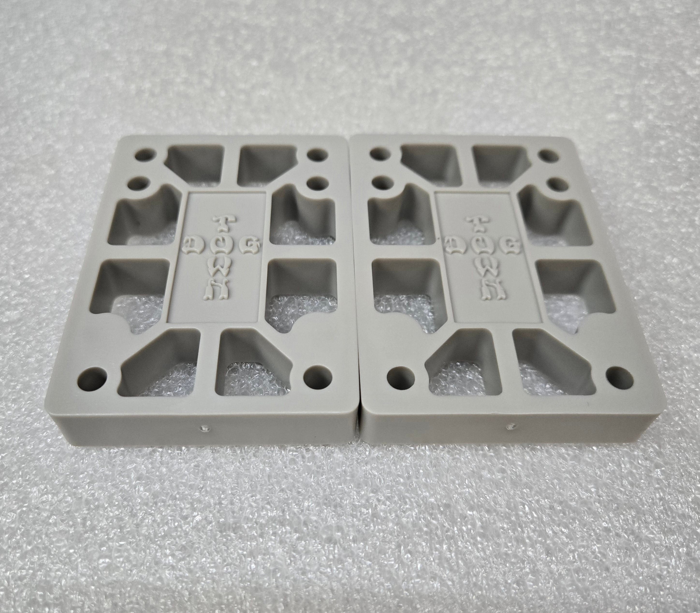 Dogtown 1/2 Inch Skateboard Riser Pads - Shock Absorbing & Vibration Damping - Premium Grey Skateboard Accessories for Smooth Rides (Perfect for Street Skating, Vert Ramps & Cruising)