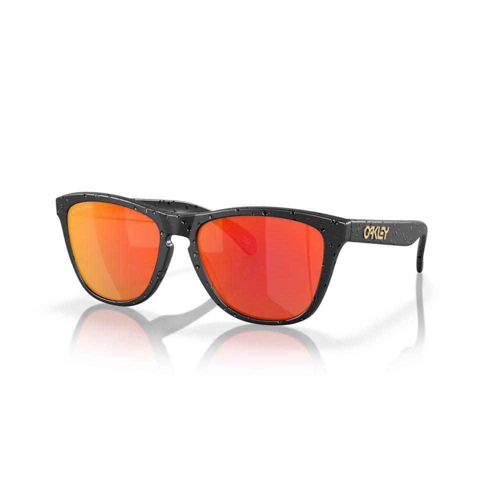 Oakley Frogskins Sunglasses - Low Bridge Fit for Comfort - Polarized UV Protection - Stylish & Durable for Outdoor Sports, Driving & Everyday Wear