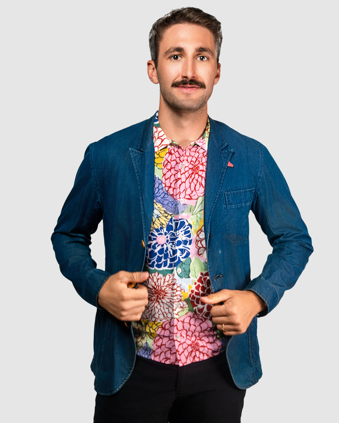Stylish Macrophylla Resort Shirt for Men & Women - Breathable Vacation Wear for Beach, Pool & Tropical Getaways