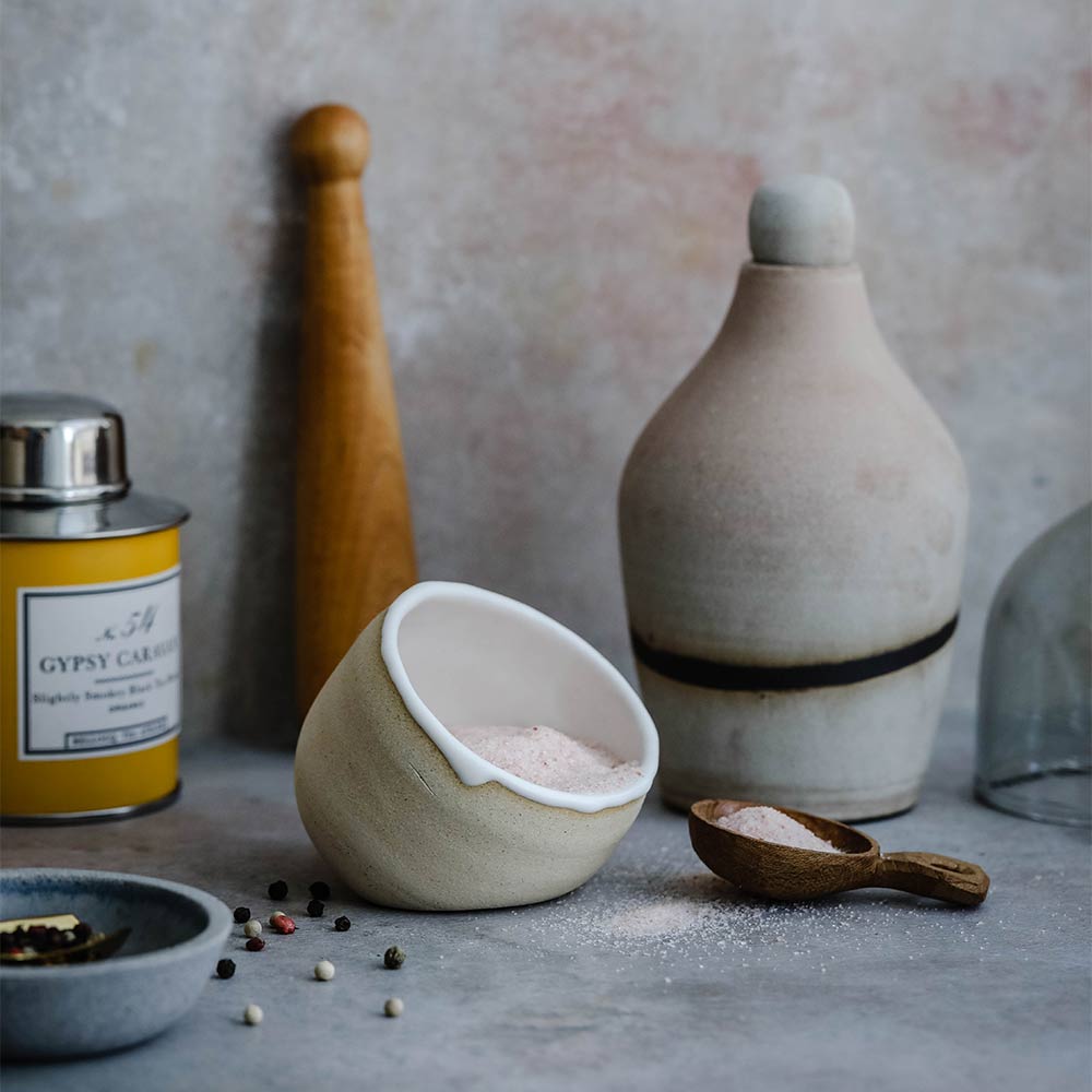 Premium Tilted Ceramic Salt Cellar with Lid - Handcrafted Kitchen Salt Keeper for Cooking, Baking & Tabletop Seasoning - Perfect for Home Chefs & Gourmet Dining