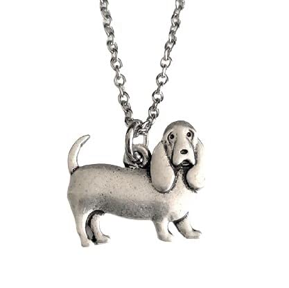 Basset Hound Dog Pendant Necklace - 18K Gold Plated Stainless Steel Chain - Dog Breed Jewelry Gift for Dog Lovers - Perfect for Dog Moms, Birthday, Anniversary & Everyday Wear