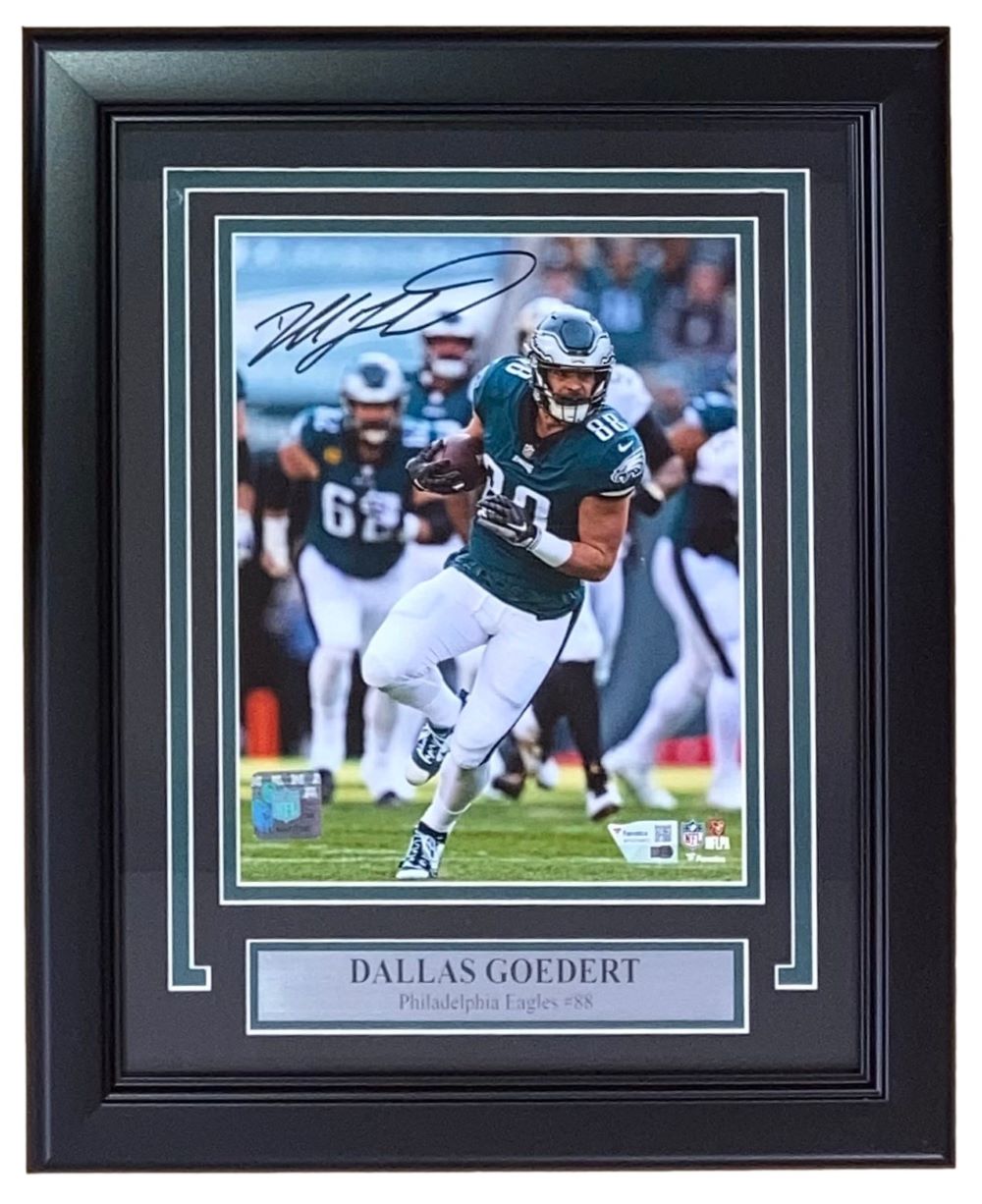 Dallas Goedert Autographed Signed Framed 8x10 Philadelphia Eagles Football Photo - Limited Edition Collectible for Eagles Fans - Perfect for Man Cave, Sports Memorabilia Room, or Gift for NFL Fans