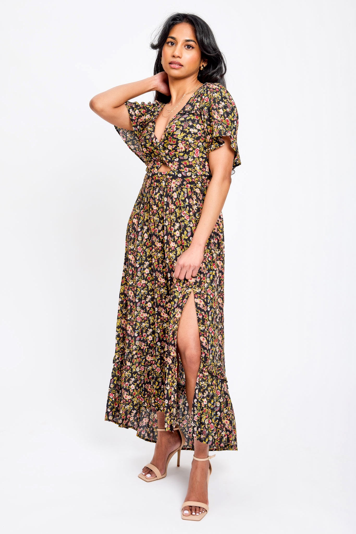 Stylish Ditsy Floral Print Bell Sleeve High-Low Maxi Dress for Women | Boho Summer Beach Party & Wedding Guest Outfit