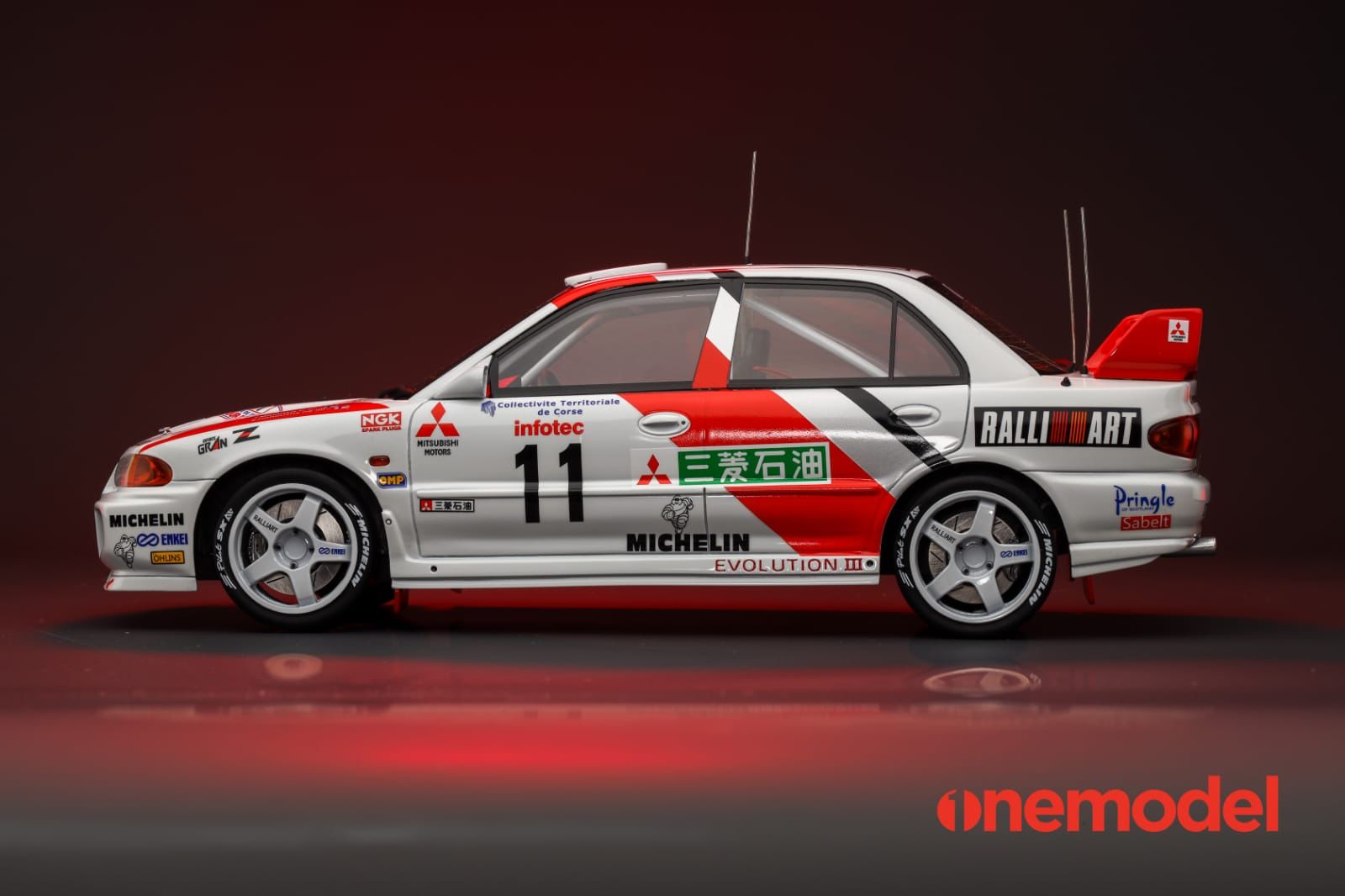 1:18 Scale Mitsubishi Lancer EVO III WRC Racing Version Diecast Model Car - Collectible Toy for Racing Enthusiasts & Display for Home/Office Decor