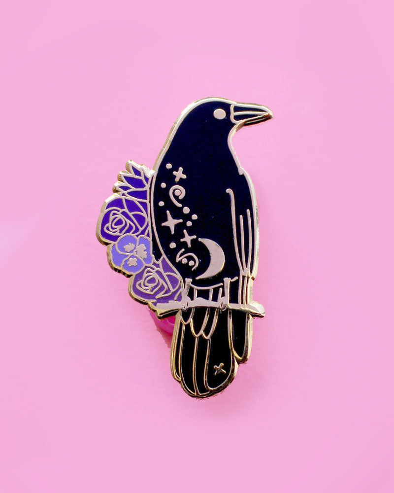 Magical Black Crow Pin - Gothic Jewelry for Women & Men - Perfect for Halloween, Cosplay, and Gothic Fashion Accessories
