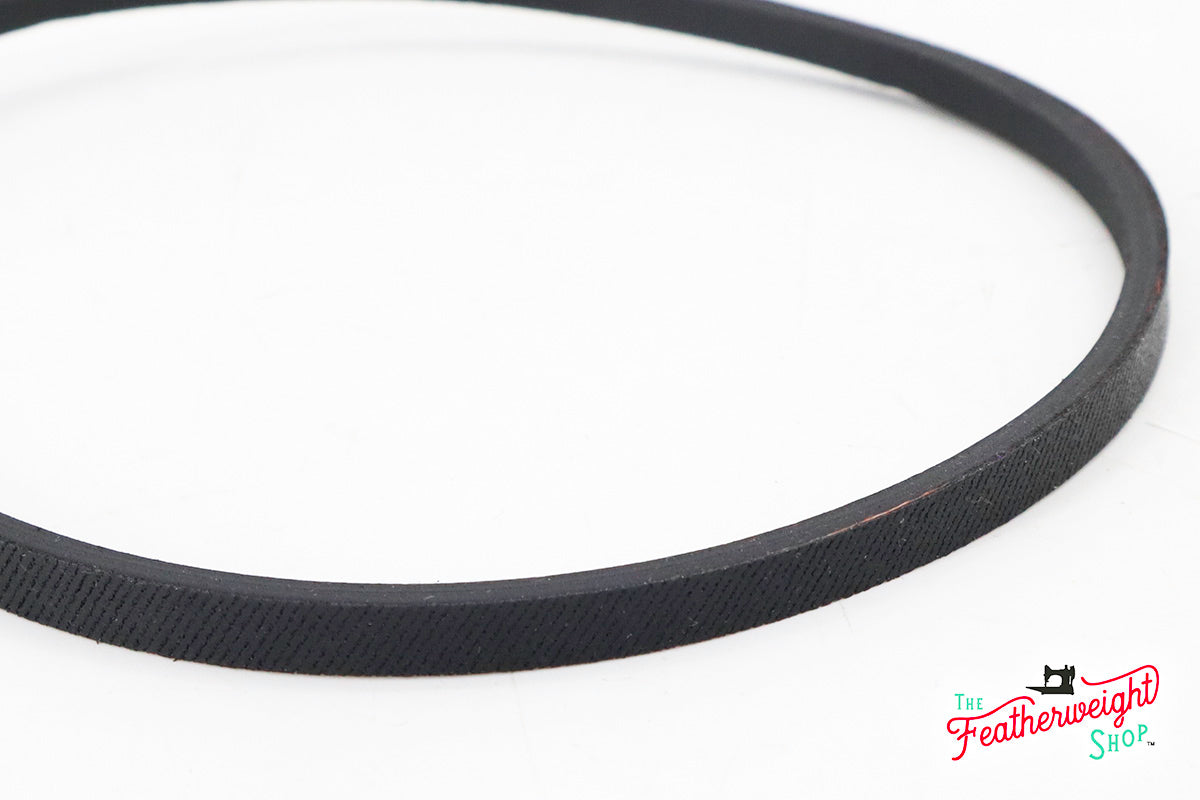 13 3/4 Inch Black V Belt - Heavy Duty Replacement Belt for Industrial Machinery & Power Tools | Perfect for Lawn Mowers, Generators & Workshop Equipment