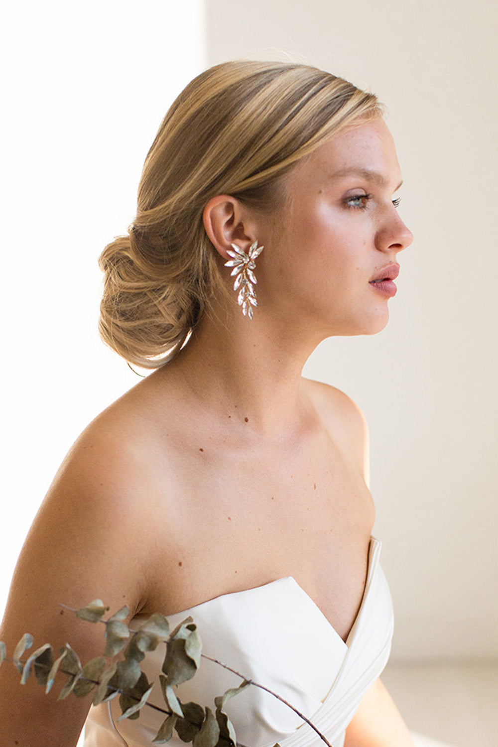 SHIVANI EARRINGS - Elegant Women's Jewelry for Parties, Weddings & Special Occasions | Fashionable Dangle & Stud Earrings
