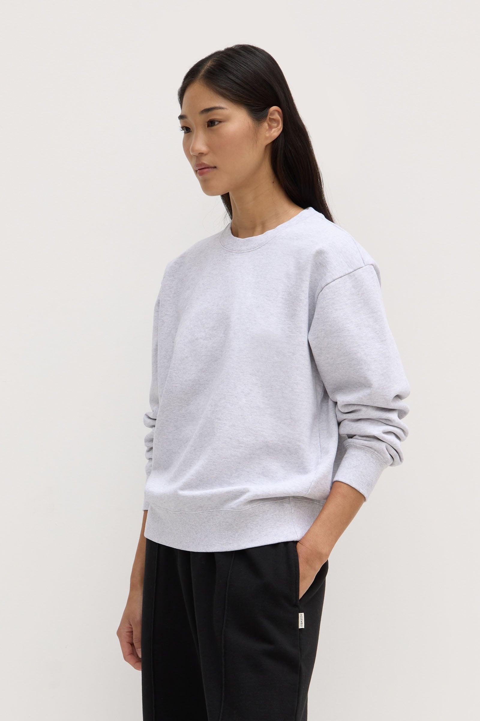 Women's Fleece Crew Neck Weekender Sweatshirt - Cozy & Casual Pullover for Travel, Lounging & Weekend Outings