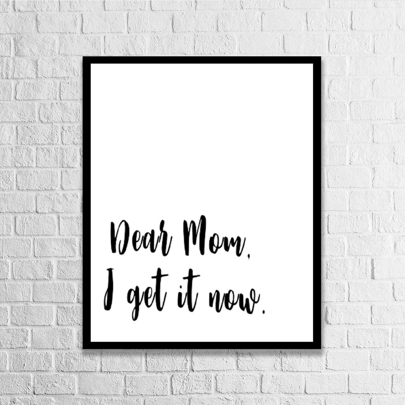 Wooden Plaque Wall Art - Dear Mom Framed Sign for Home Decor, Rustic Wooden Poster for Living Room, Bedroom & Office - Perfect Gift for Mother's Day, Birthday & Housewarming