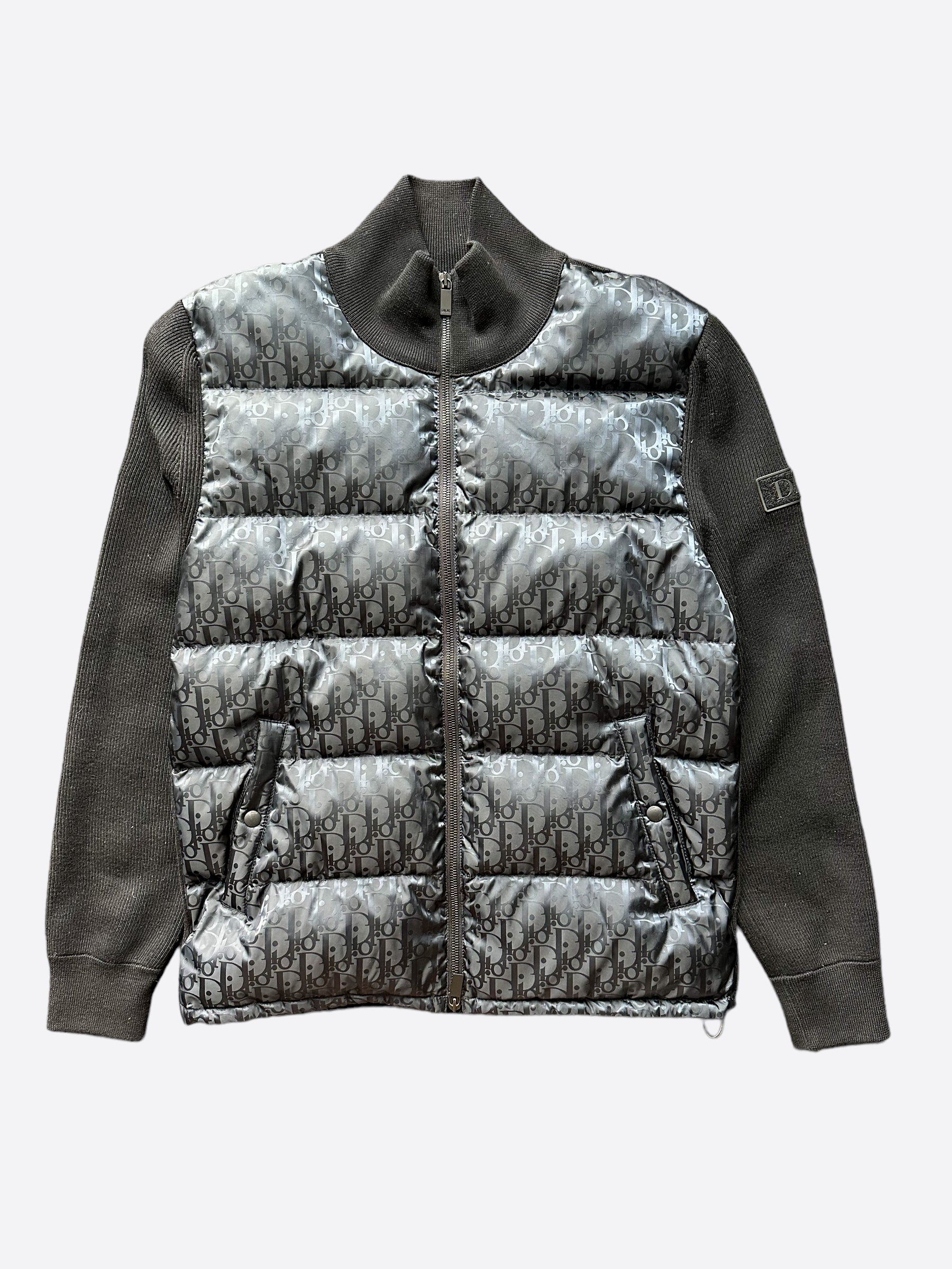 Dior Black Oblique Knit Puffer Jacket for Women - Winter Warm Quilted Coat with Hood | Fashionable Outerwear for Casual Wear, Street Style & Cold Weather Protection