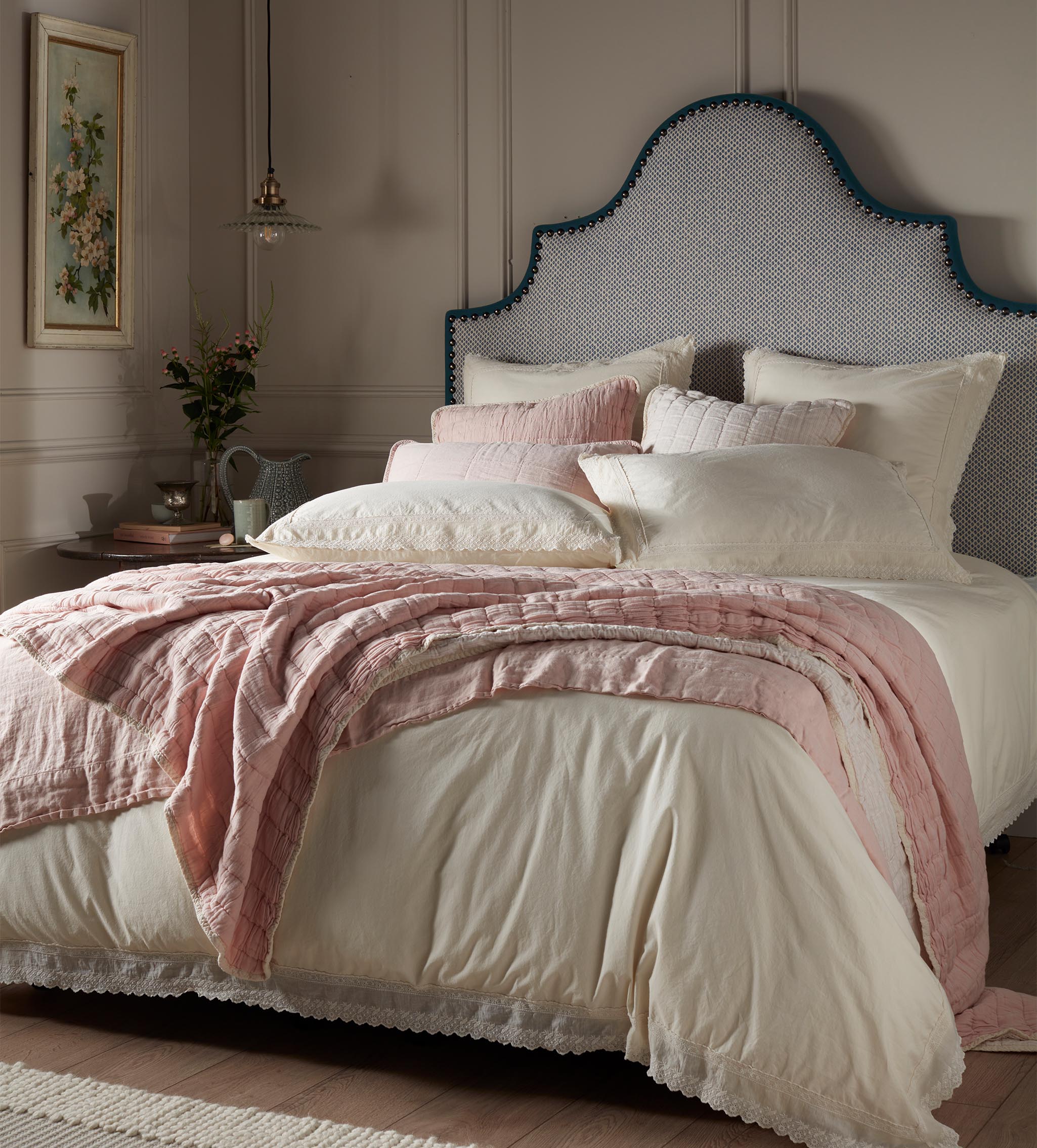 Premium 100% Cotton Embroidered Cream Pia Bed Linen Set - Soft & Breathable Luxury Bedding for Master Bedroom, Guest Room & Vacation Homes