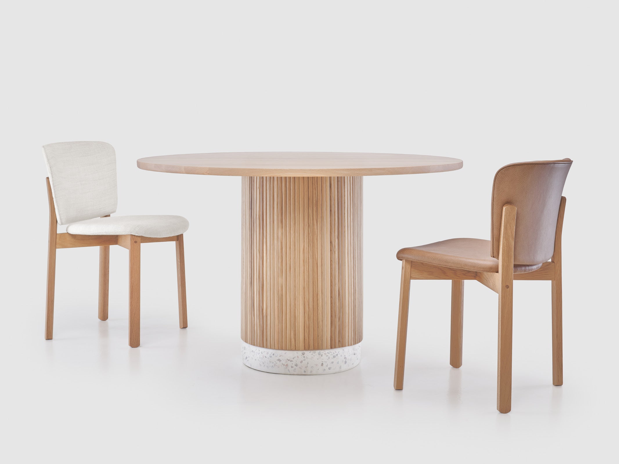 Stylish Rotunda Dining Table for 6 - Modern Round Wooden Kitchen Table with Glass Top - Perfect for Family Dinners & Entertaining Guests