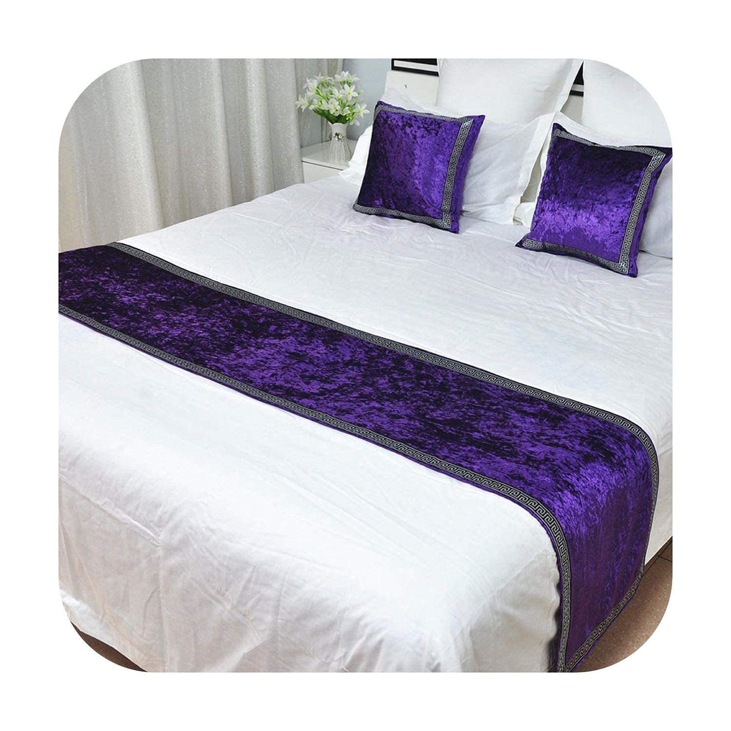 Luxury Velvet Bed Runner Scarf - Solid Black & Red King Size Bedspread Cover for Home & Hotel Decor - Fade-Resistant, Soft & Elegant - Perfect for Master Bedrooms, Guest Rooms & Wedding Decorations