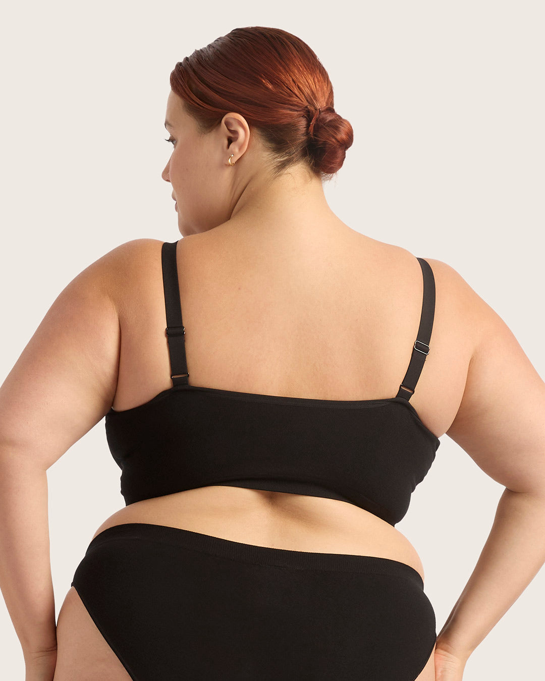 Wireless Full Bust Bra - Comfortable Support for Large Cup Sizes - Perfect for Everyday Wear & Yoga - Black