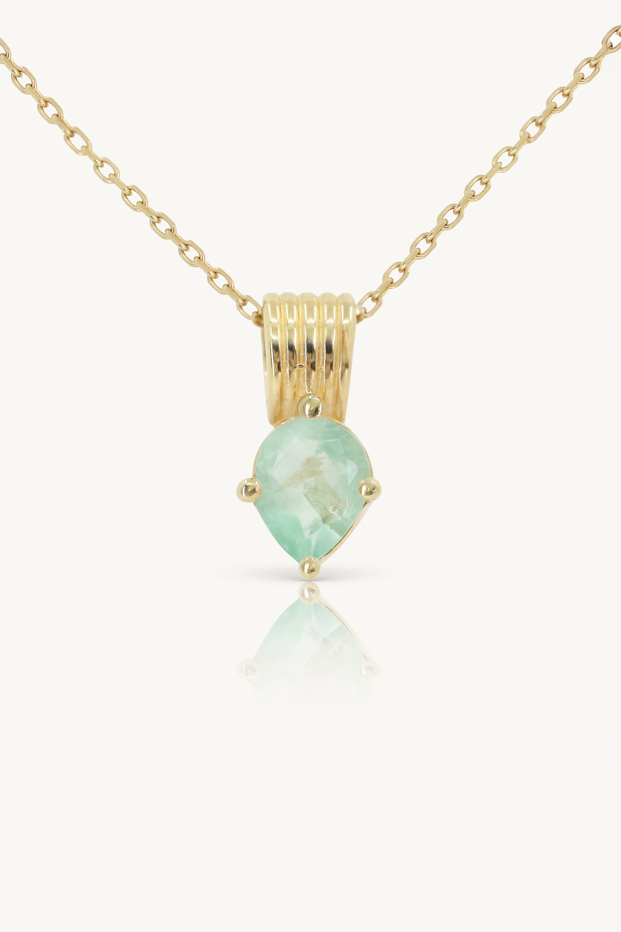 Amie Fluorite Gold Necklace – Elegant Crystal Jewelry for Women, Healing Stone Pendant Gift for Birthday & Anniversary | Perfect for Meditation, Energy Balancing & Spiritual Healing