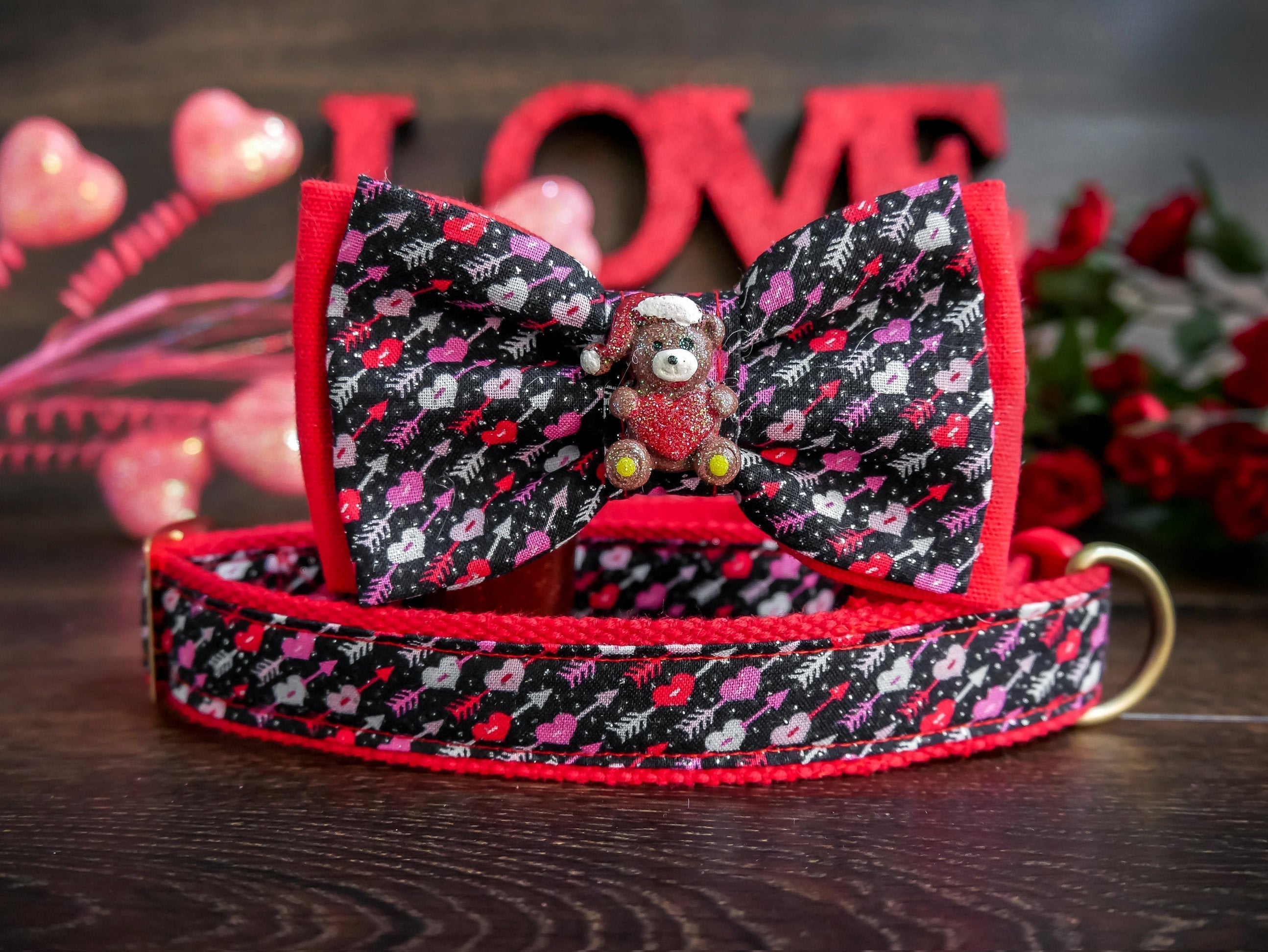 Valentine's Day Dog Collar with Bow Tie - Cute Cupid Arrows Design for Small & Medium Dogs - Perfect for Valentine's Day Outfits & Pet Photo Shoots