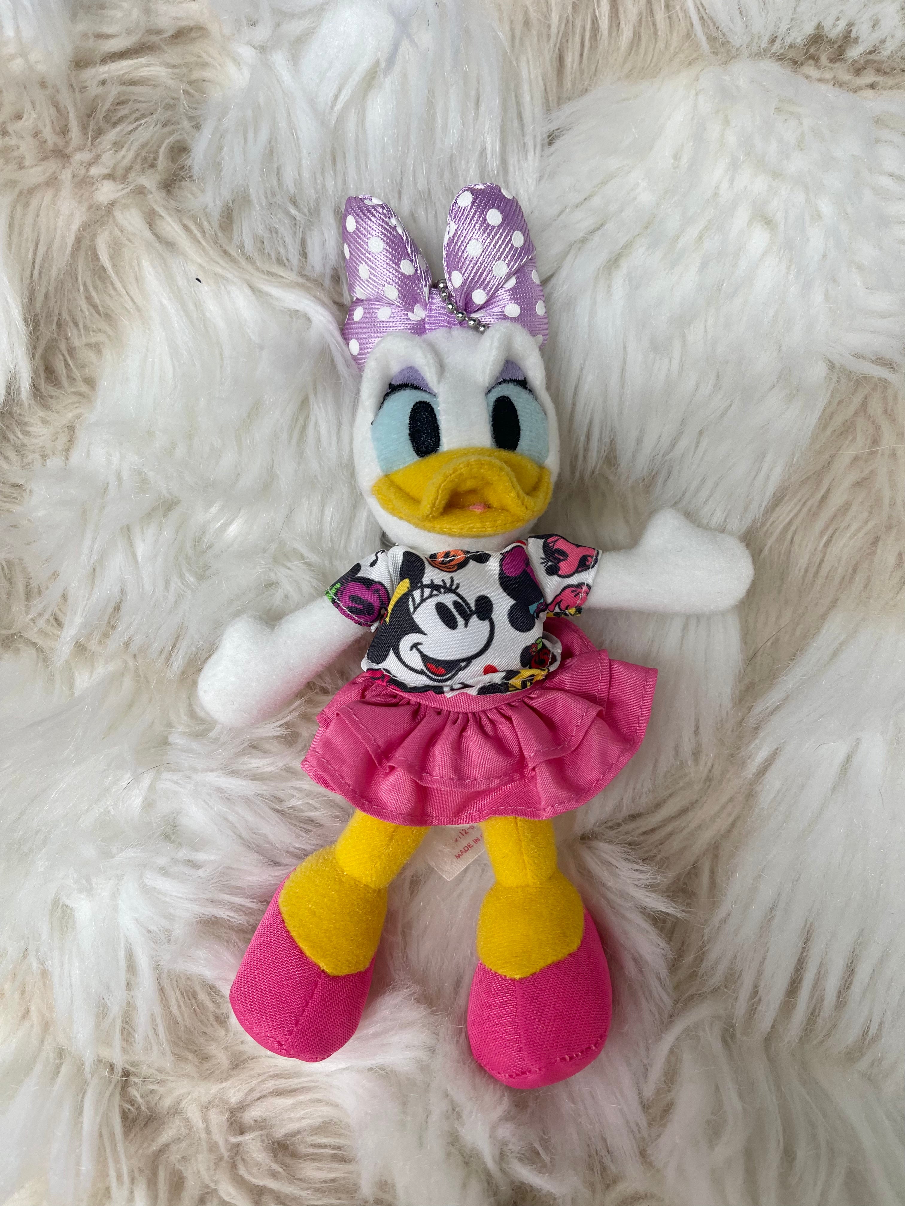 Disney Daisy Duck Plush Keychain - Cute Cartoon Character Keyring for Bags, Backpacks & Gifts | Tokyo Disneyland Souvenir & Park Accessories