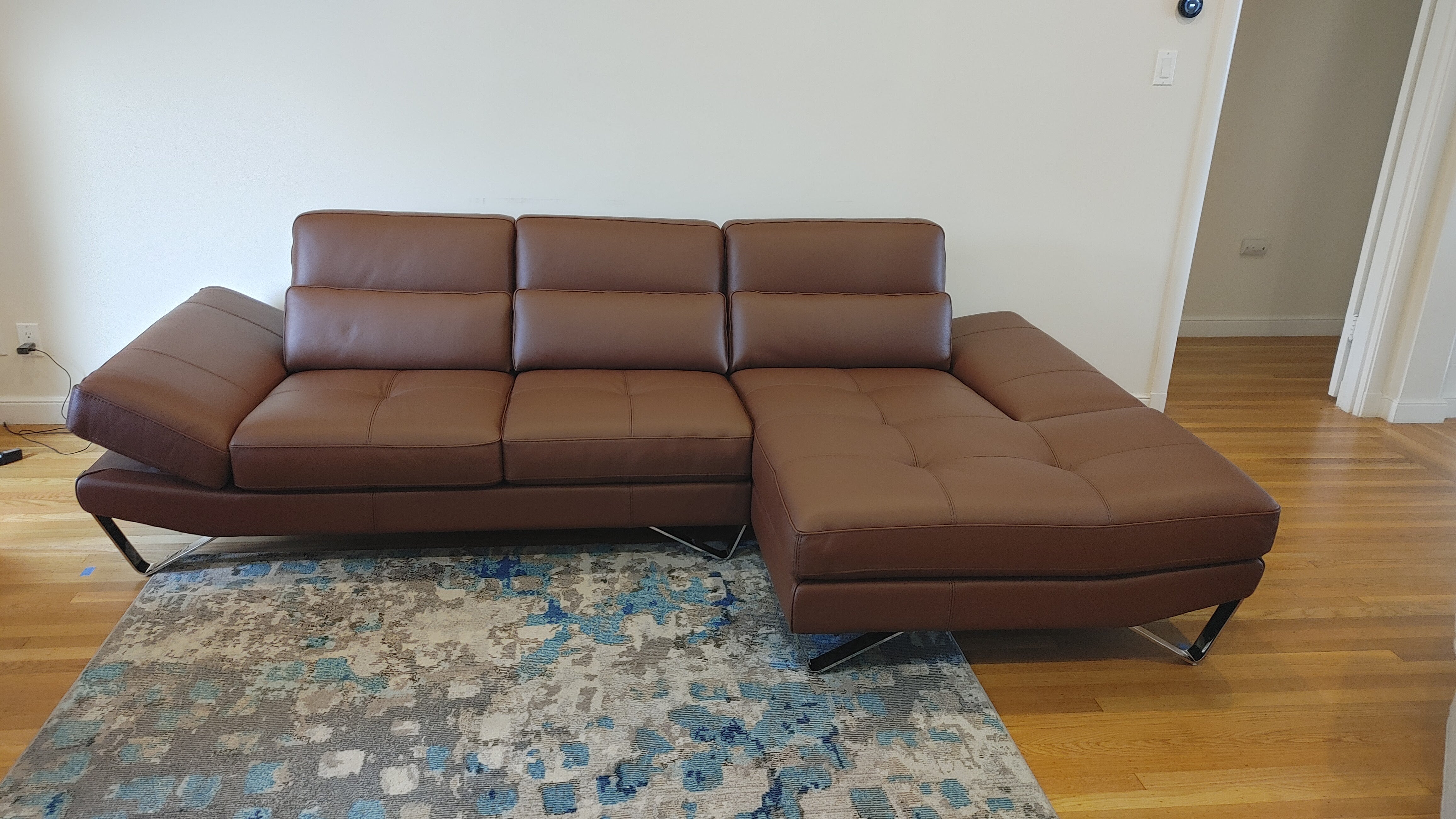 Nicoleti Evan Leather Sectional Sofa with Push Back Recliner - Modern Luxury Living Room Furniture for Home Theater & Family Gatherings