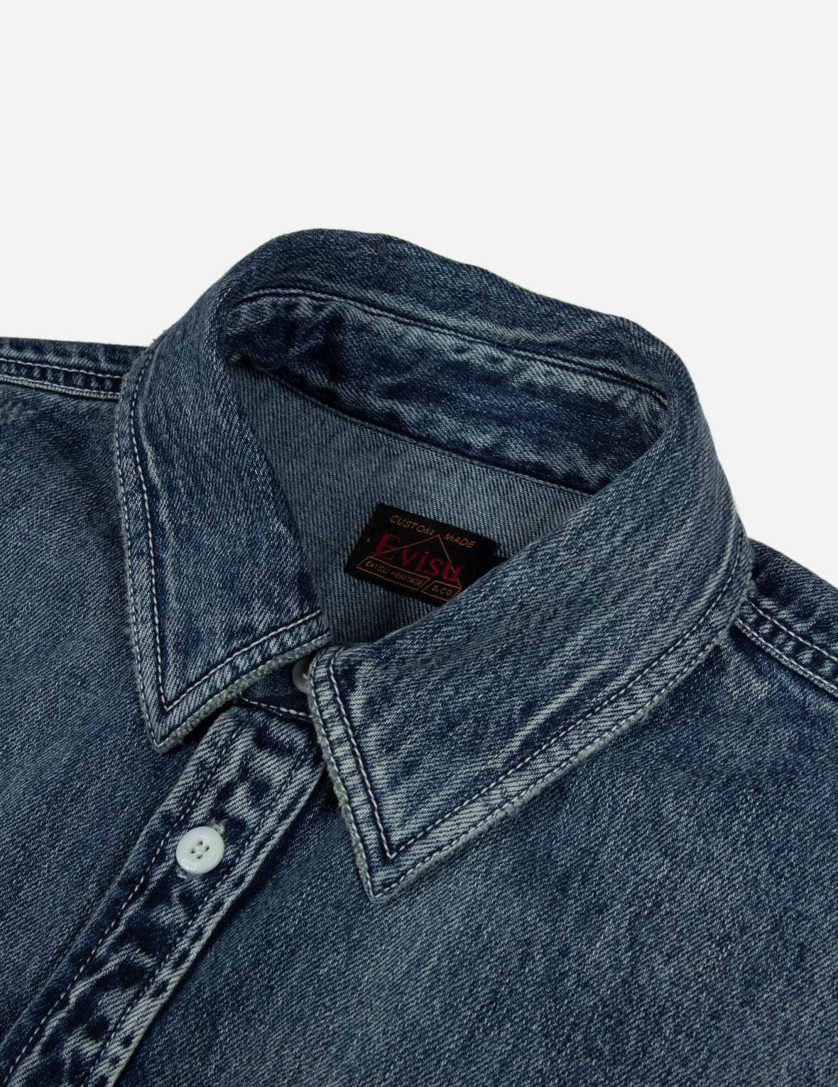 Lucky Slot Machine & Daruma Print Relaxed Fit Denim Shirt for Men - Casual Vintage Style Shirt for Gaming Enthusiasts & Japanese Culture Lovers