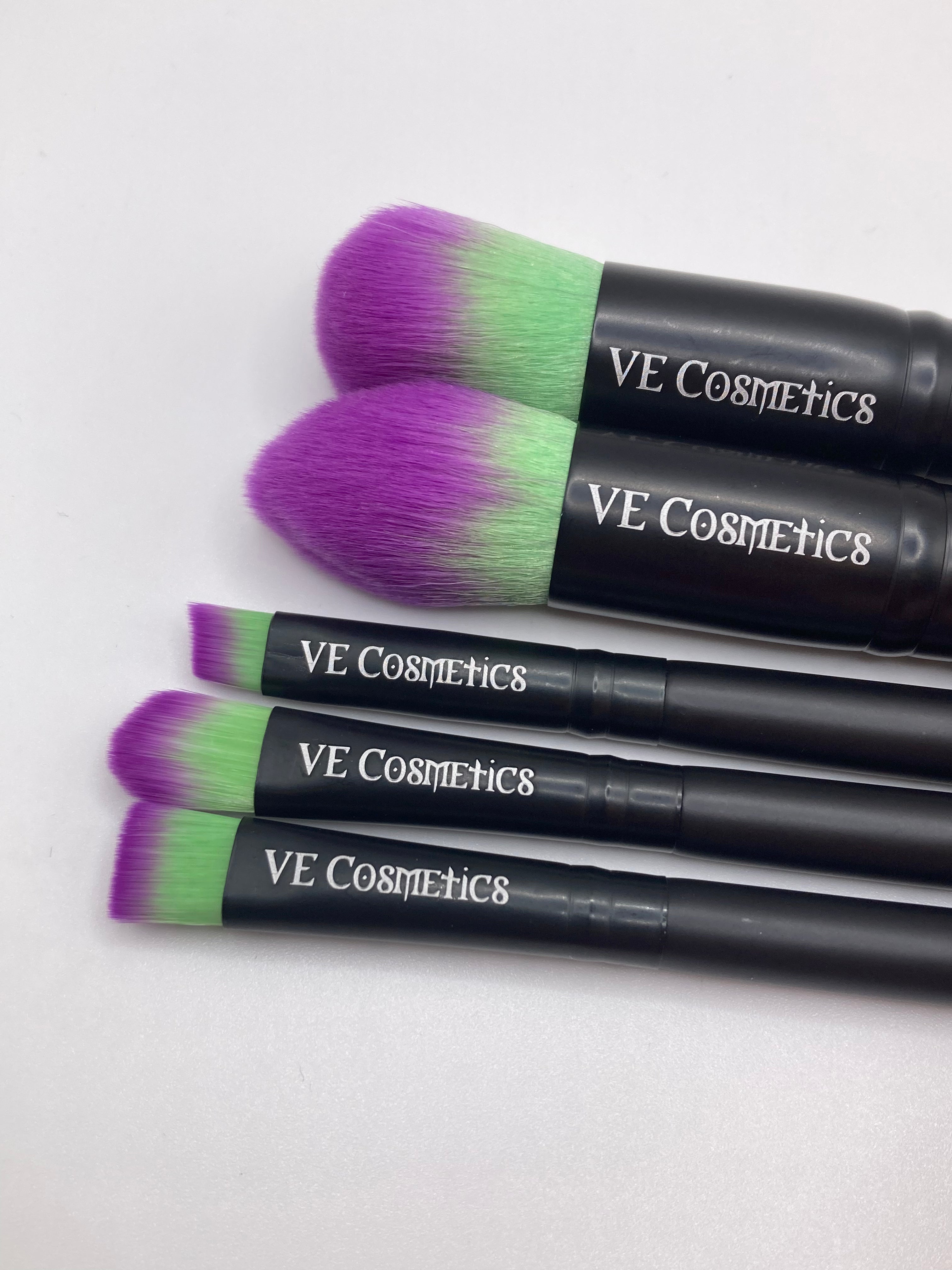 Vegan 5-Piece Makeup Brush Set - Eco-Friendly Cruelty-Free Cosmetic Brushes (Green/Purple) for Foundation, Blush & Eyeshadow - Perfect for Daily Makeup & Professional Makeup Artists