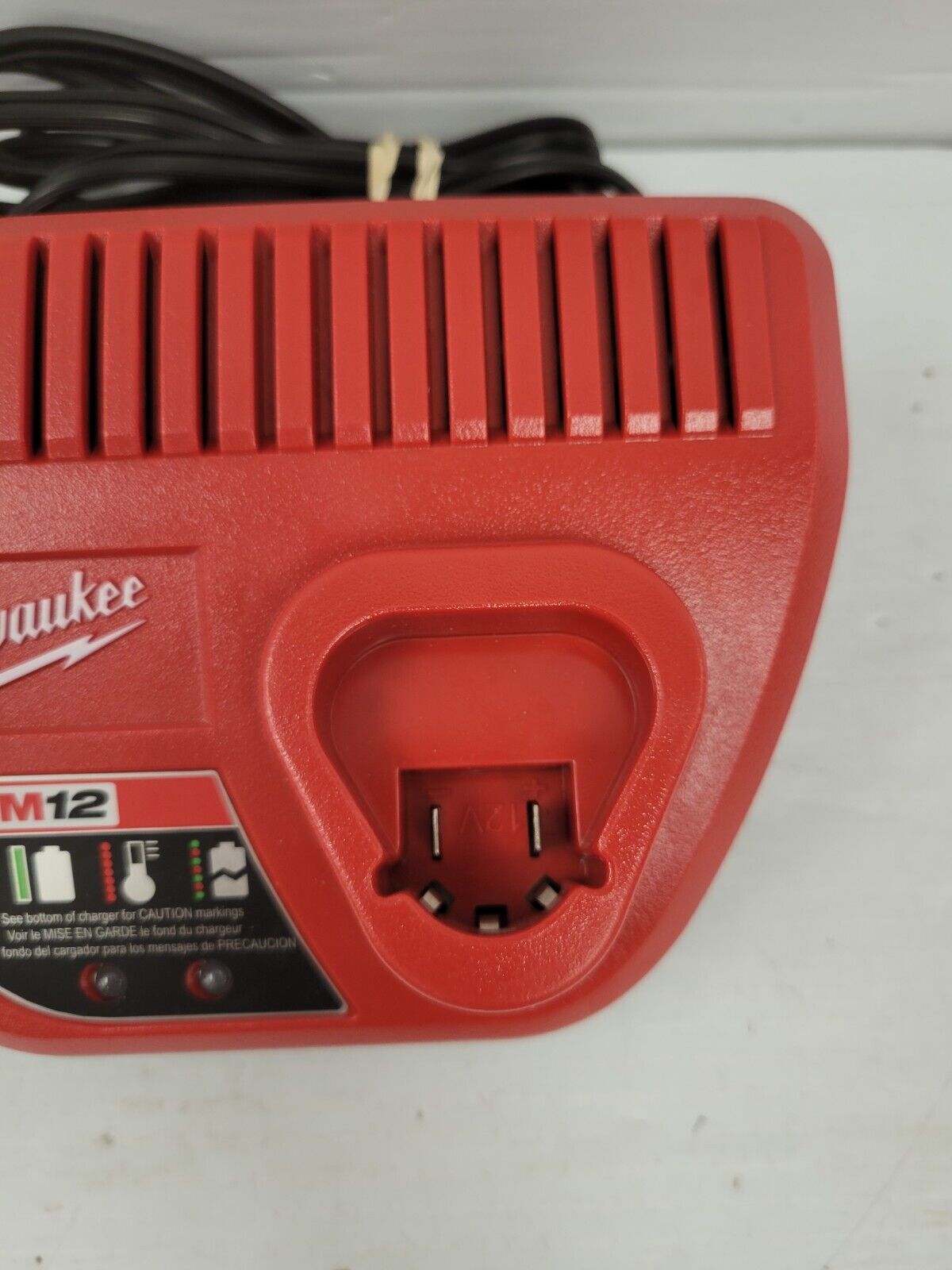 Milwaukee 48-59-2401 M12 Battery Charger - Fast Charging for M12 Lithium-Ion Batteries - Perfect for Power Tools & Job Site Use