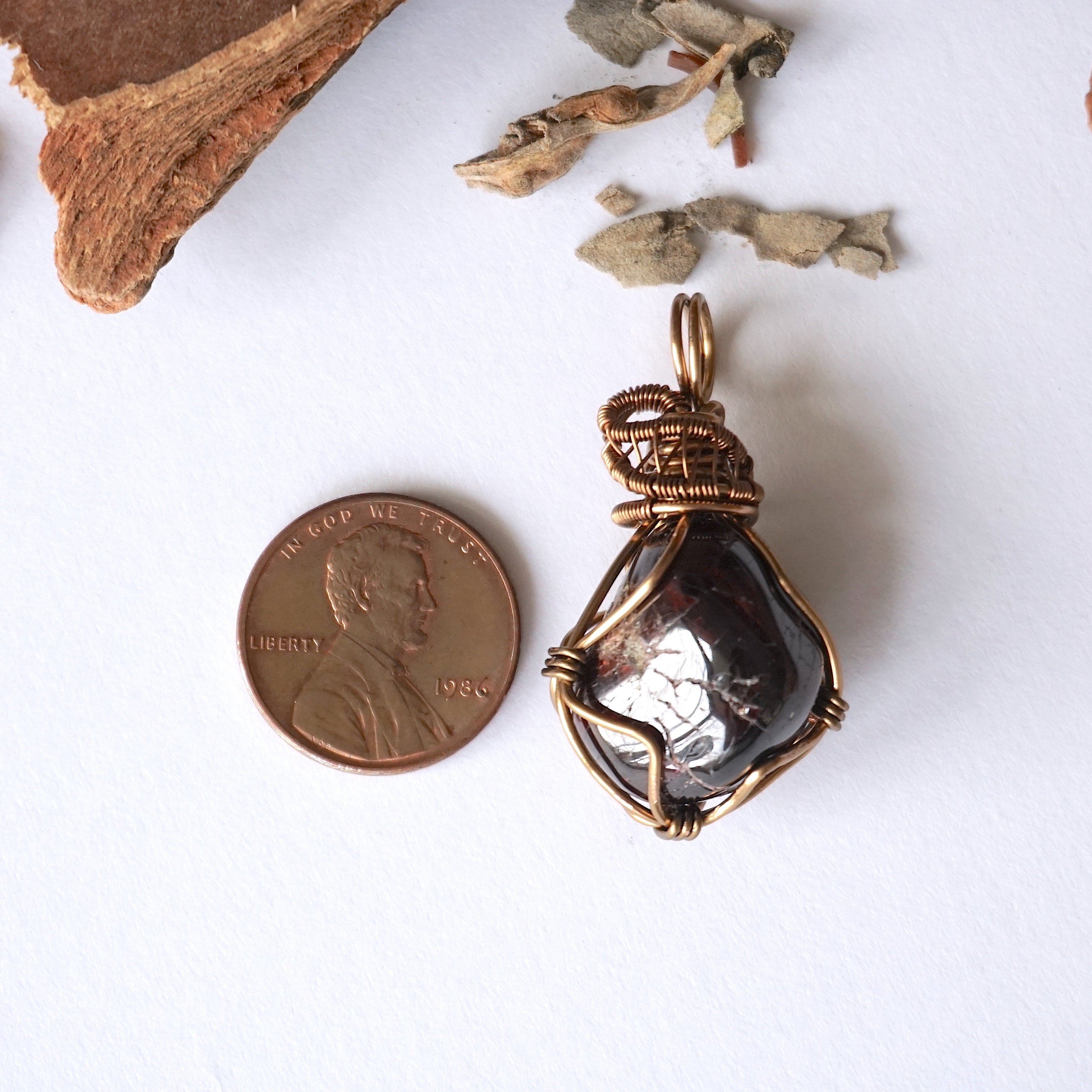 Raw Garnet Pendant Necklace in Antique Bronze - Natural Gemstone Jewelry for Women, Boho Chic Accessory for Everyday Wear & Special Occasions