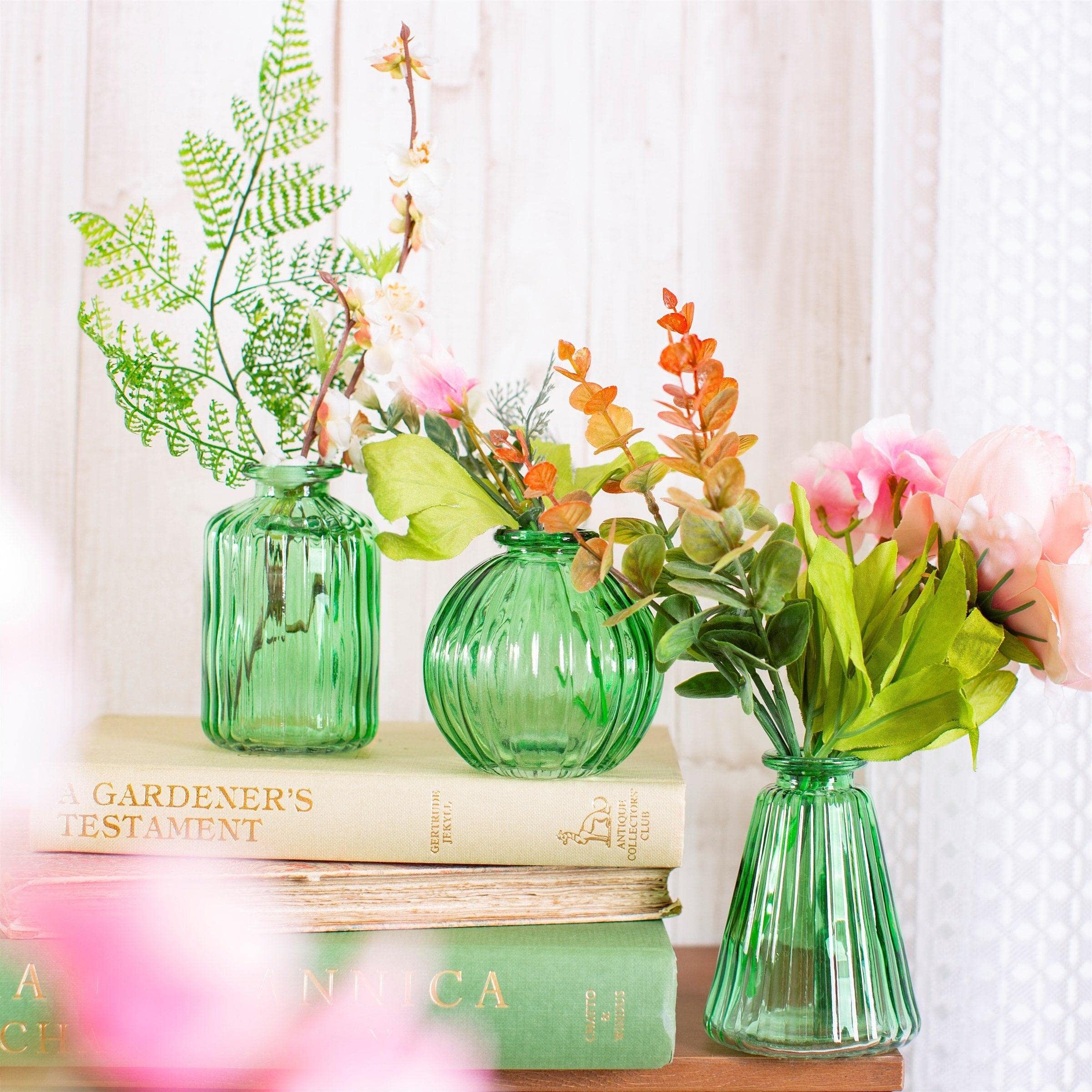 Sass & Belle Green Glass Bud Vases - Set of 3 Small Floral Vases for Home Decor, Wedding Centerpieces & Table Arrangements
