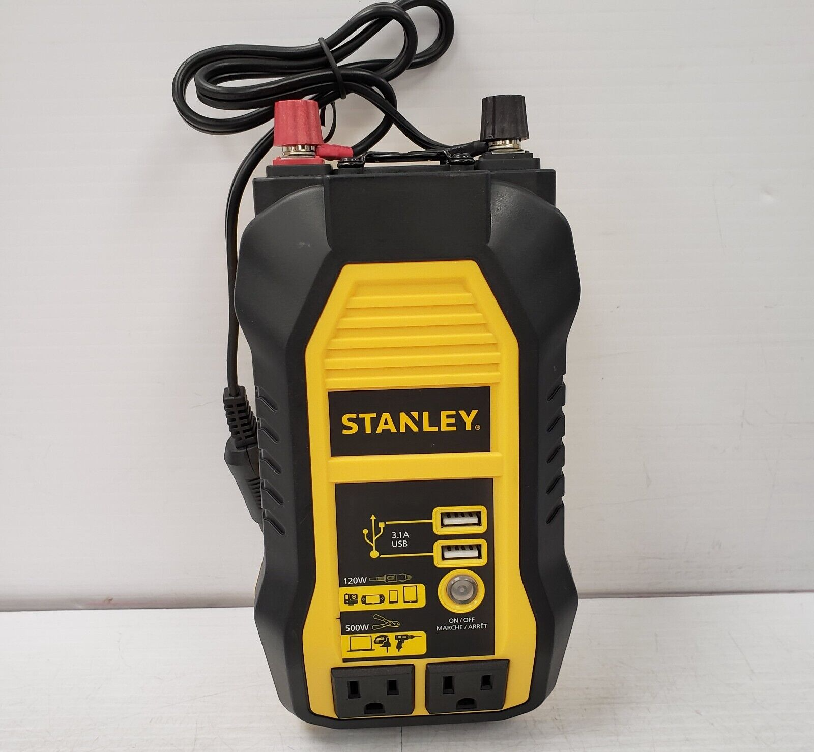 Stanley P1500DCA 1500W Power Inverter with Dual AC Outlets for Car, Truck, RV - Convert 12V DC to 120V AC - Perfect for Camping, Road Trips & Emergency Power Outages