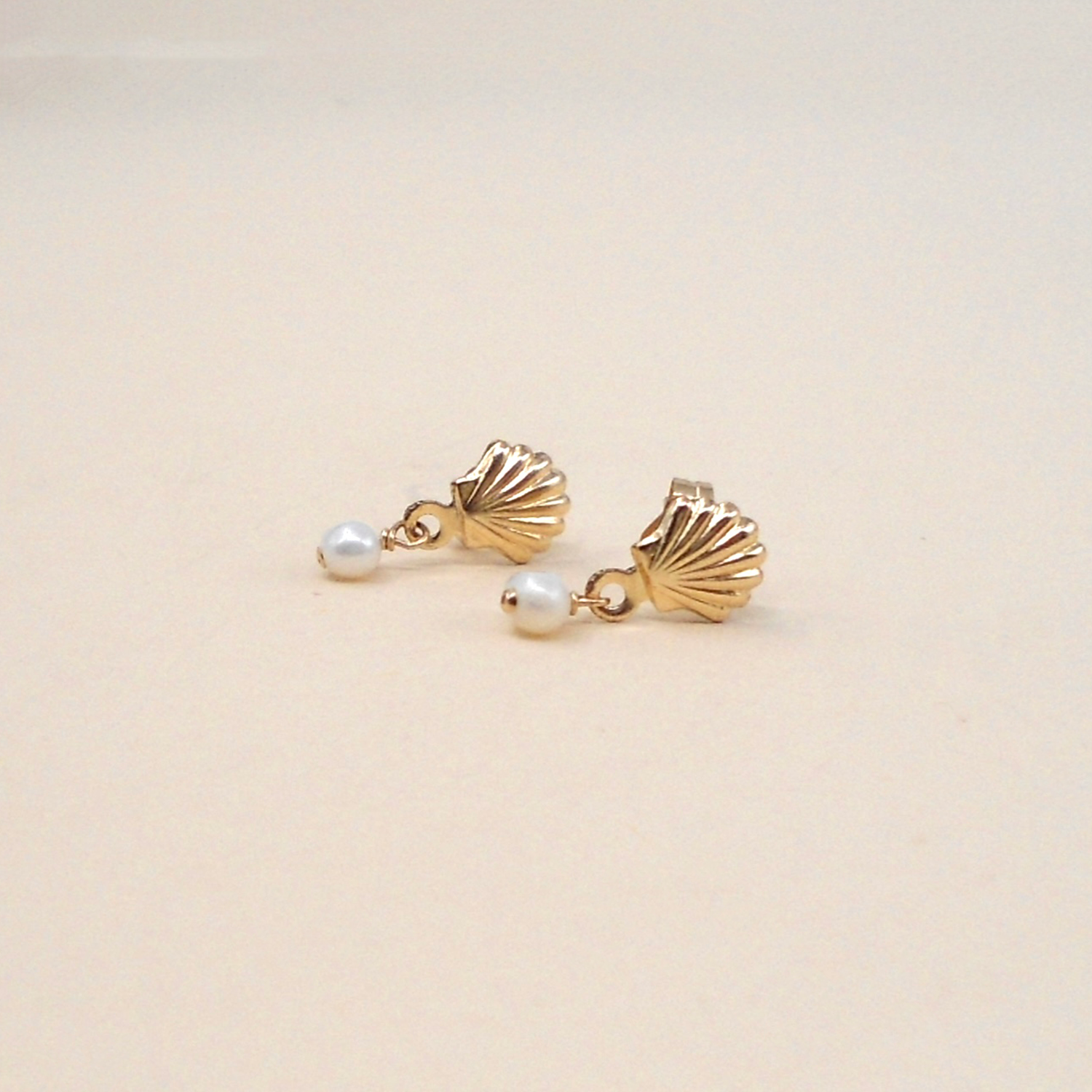 Exquisite Shell Earrings for Women - Handmade Beach Jewelry, Boho Chic Accessories for Summer, Vacation & Wedding - Perfect for Beach Parties, Boho Outfits & Gift Giving