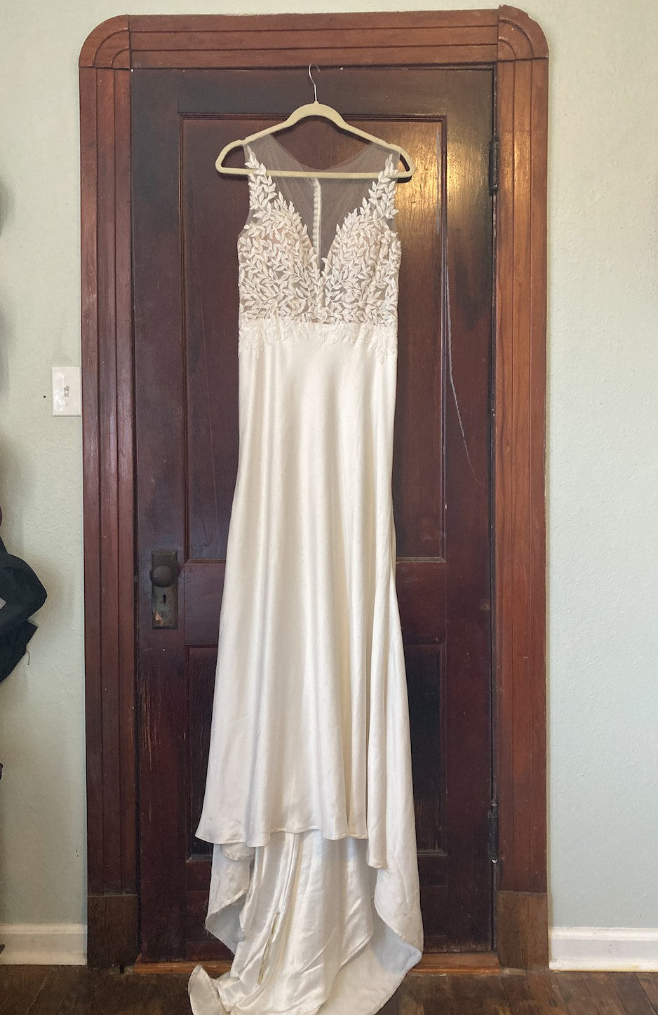 BHLDN Jenny Yoo Zola Wedding Gown - Elegant Lace Bridal Dress for Beach, Garden & Formal Ceremonies
