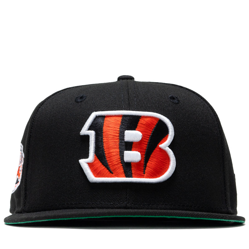 New Era x Politics Cincinnati Bengals 59FIFTY Fitted Hat - Black NFL Team Cap for Men & Women - Perfect for Football Games, Fan Gear & Streetwear Fashion