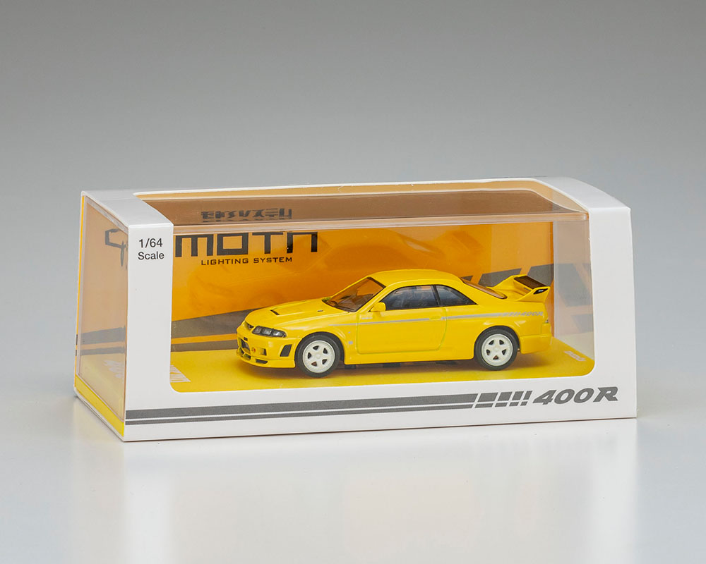 Kyosho 1:64 Scale Nissan Nismo 400R Diecast Model Car - Yellow Limited Edition with LED Base Compatibility | Perfect for Collectors, Display Cases, and Racing Enthusiasts