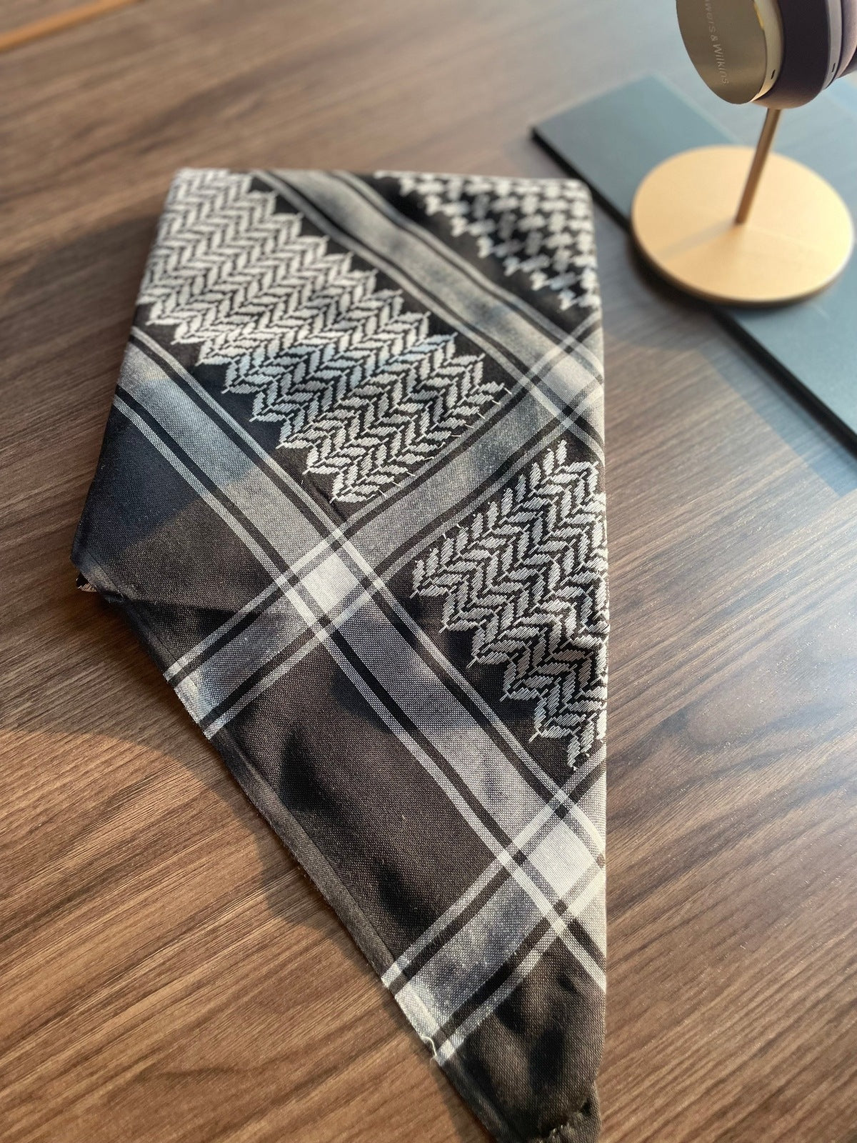 Classic Unisex Black and Silver Keffiyeh Scarf - Arab Style Cotton Shemagh for Men & Women - Perfect for Outdoor, Travel, and Fashion Accessories