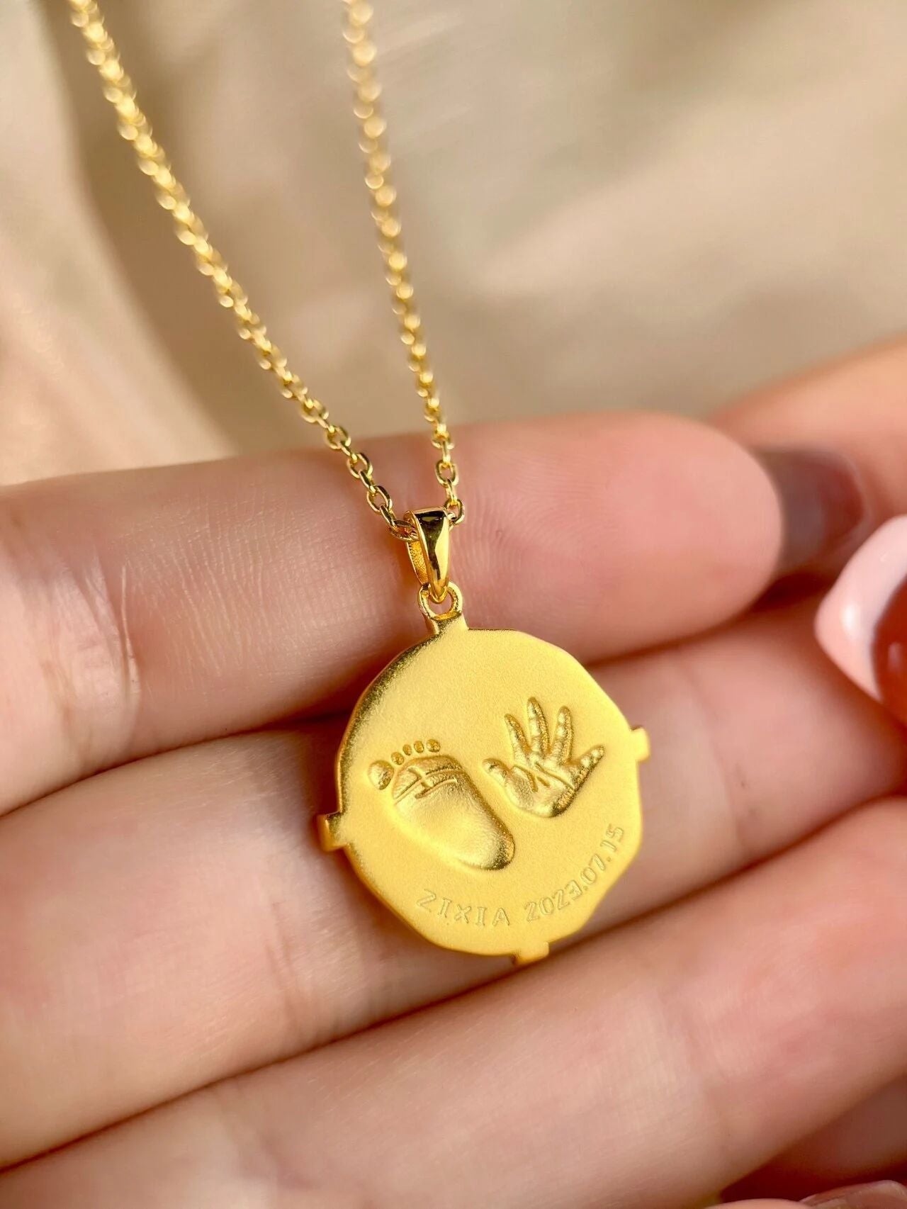 Solid Gold Baby Footprint Necklace - Personalized Keepsake Jewelry for Moms - Perfect for Mother's Day, Baby Showers & Newborn Gifts