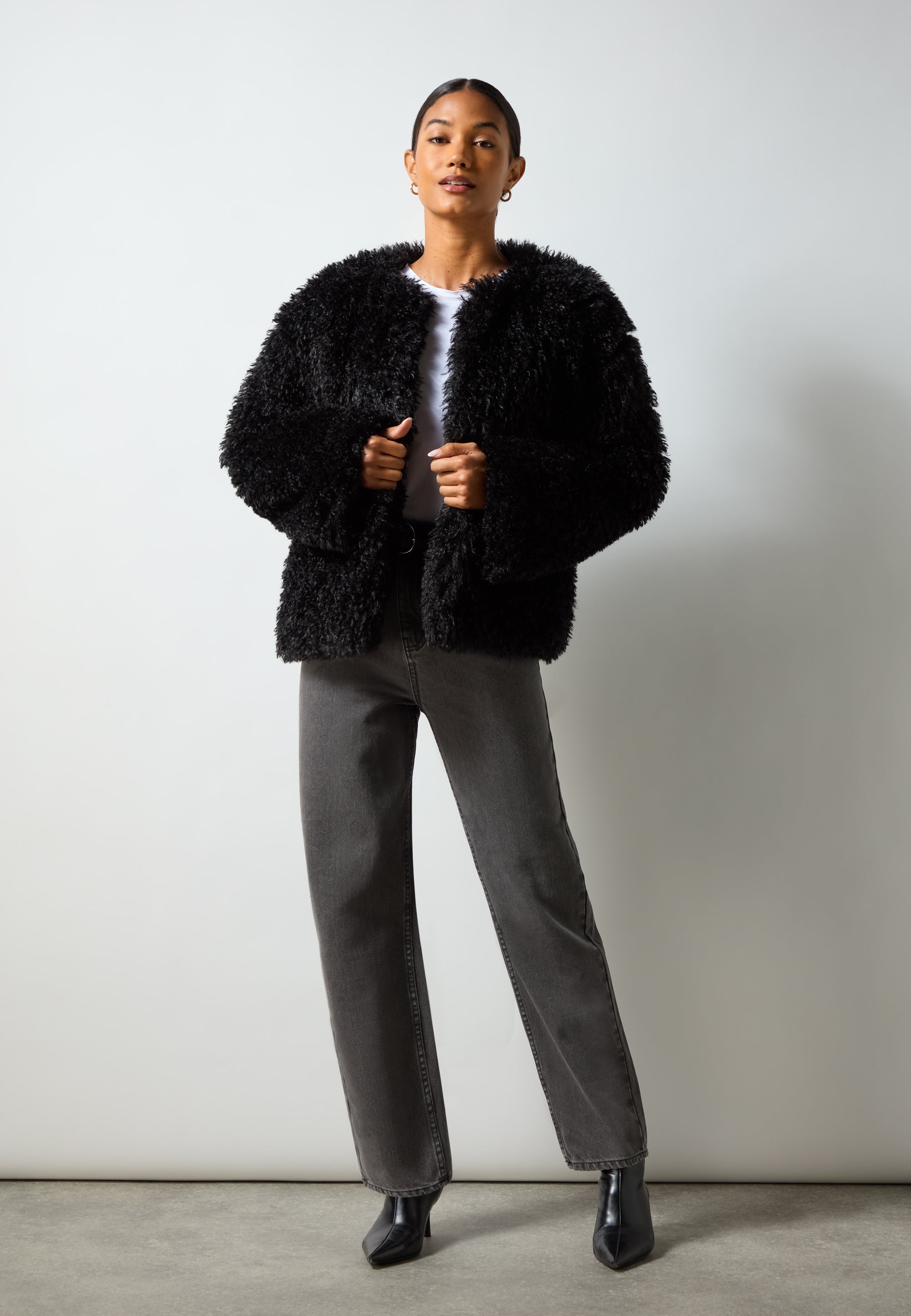Issy Black Faux Fur Jacket Women's Winter Coat - Stylish Warm Outerwear for Casual Outings & Evening Events