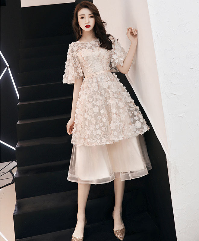 Elegant Champagne Tulle Lace Short Prom Dress - A-Line Evening Gown for Homecoming, Cocktail Parties & Special Occasions