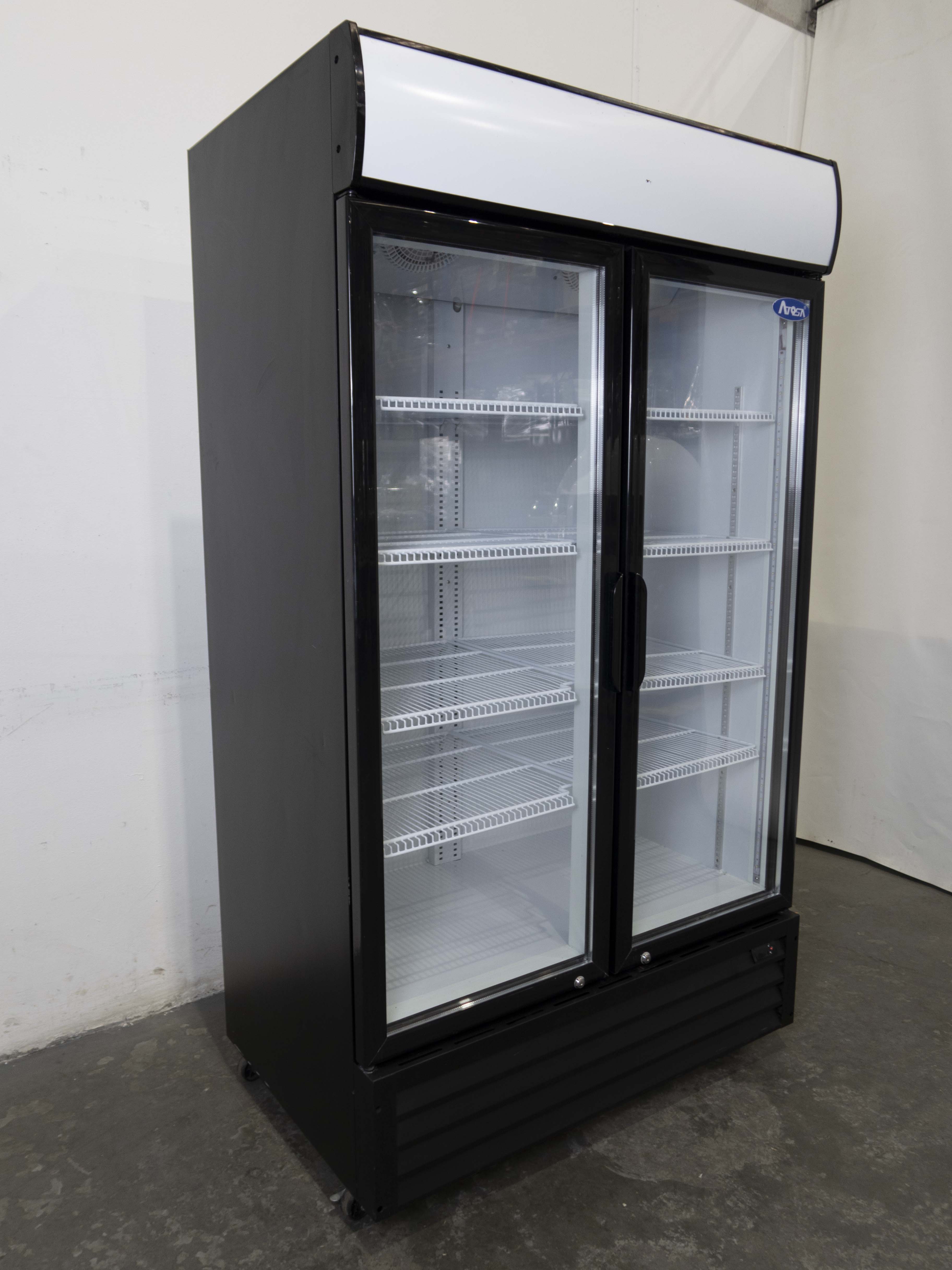 Atosa P1000WB Commercial Upright Refrigerator - 24.5 Cu. Ft. Stainless Steel Fridge for Restaurants, Bars & Catering Businesses - Energy Efficient Freezer with Adjustable Shelves & LED Lighting