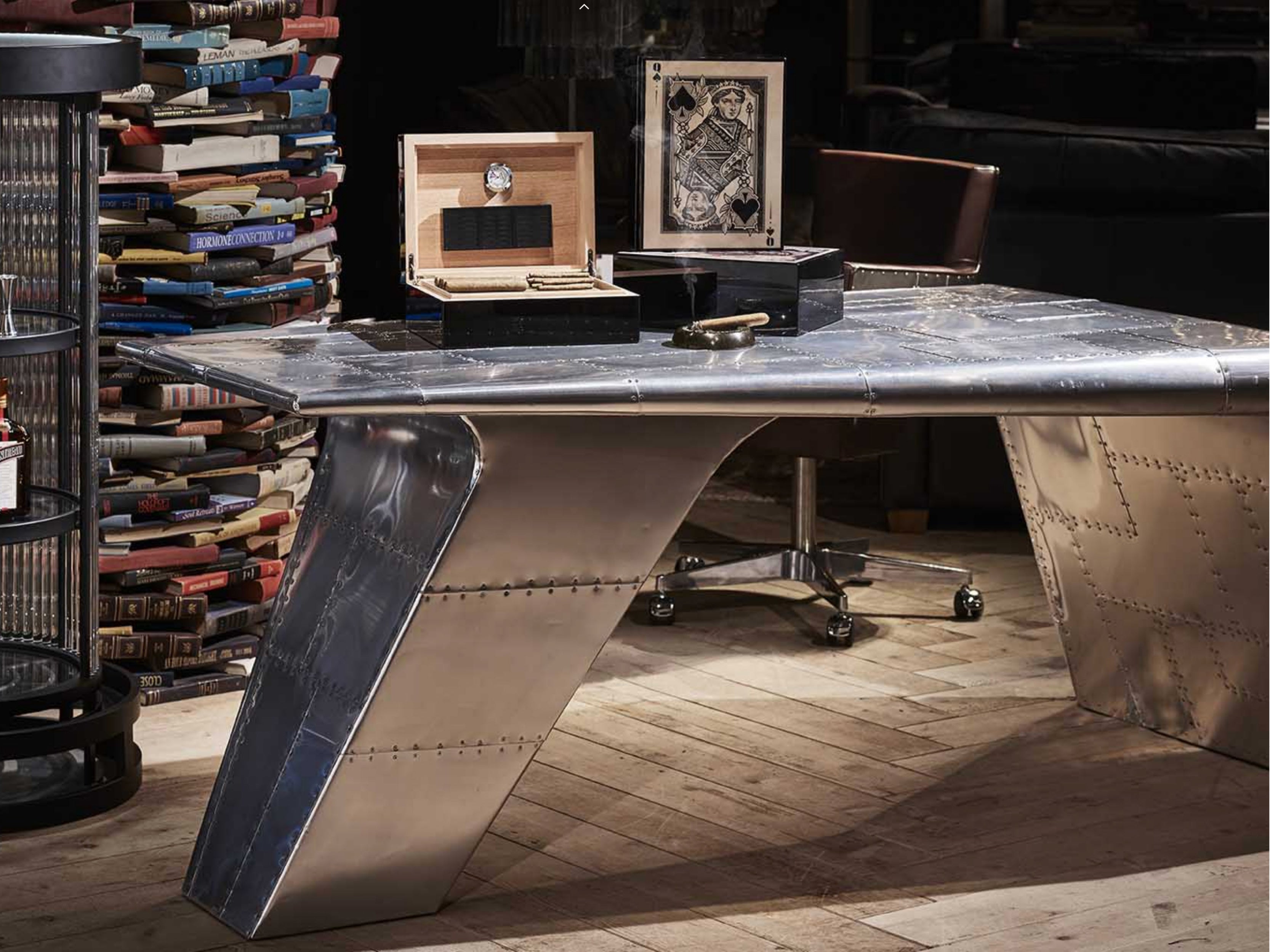 Aviator Blackhawk Valkyrie Desk - Premium Office Desk for Home & Workspace - Ergonomic Design for Comfortable Working & Studying