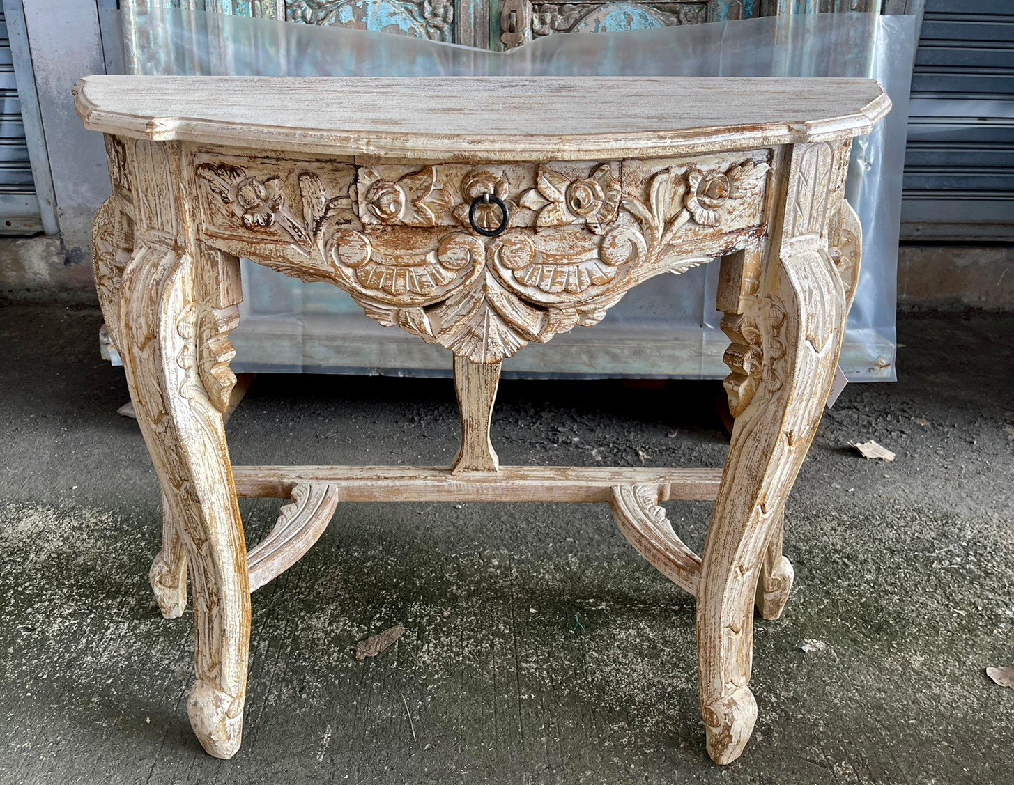 Exquisite French Arched Hand-Carved Indian Solid Wood Console Table - Elegant Entryway & Hallway Decor for Home & Office