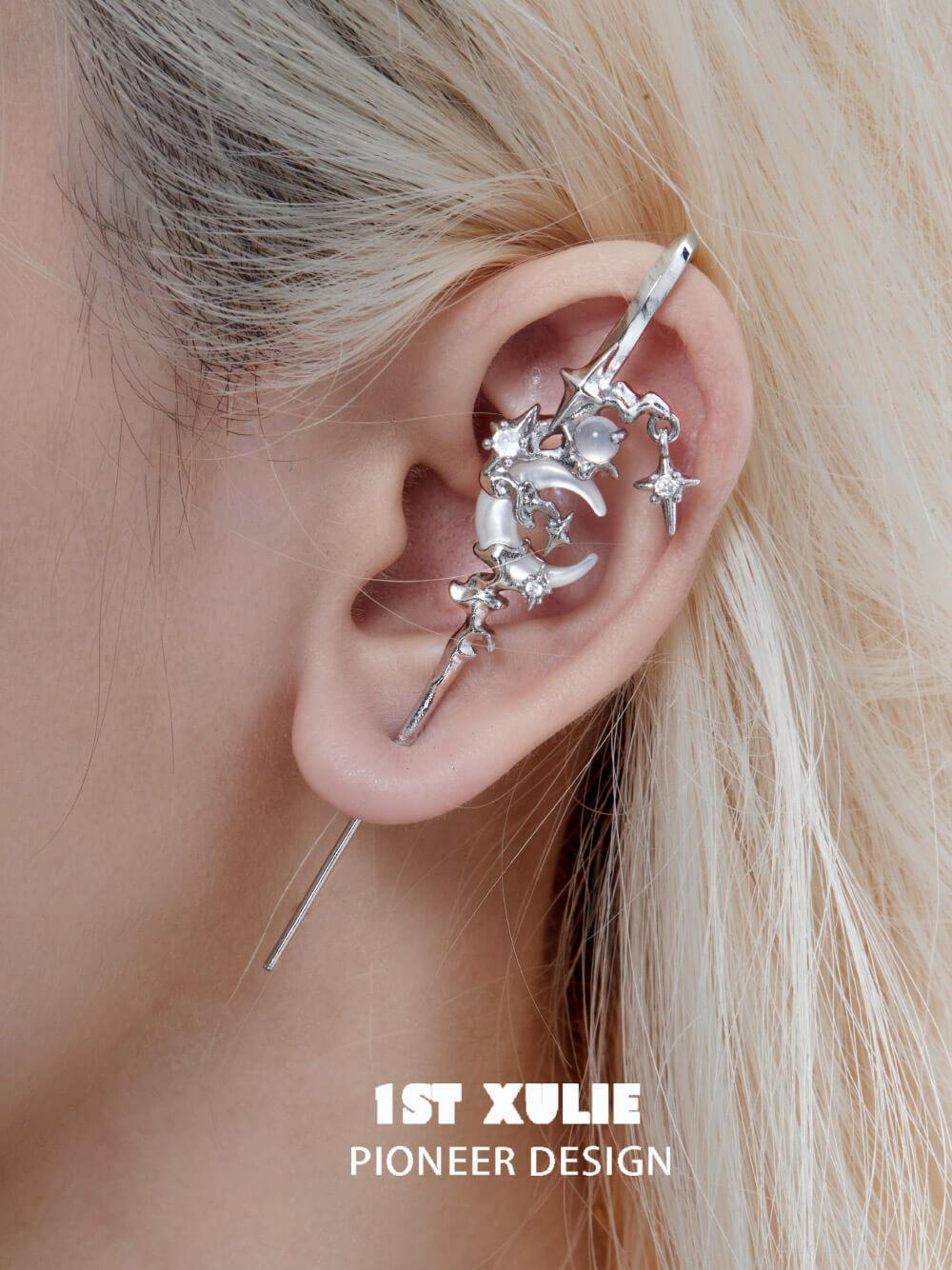 18K Platinum & 24K Gold Ear Hook Needle Piercing Earrings - MYTH OF THE MOON™ - Hypoallergenic Luxury Earrings for Sensitive Ears, Perfect for Parties, Weddings & Special Occasions