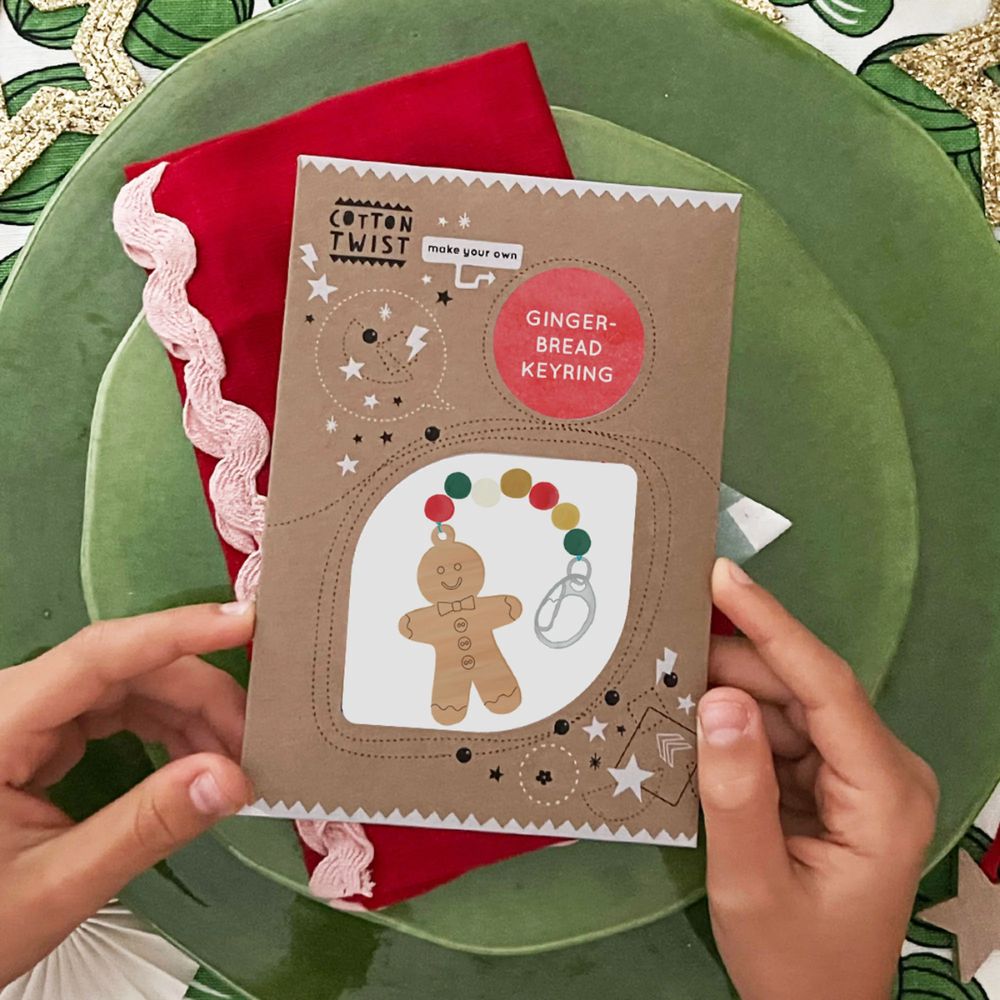 DIY Cotton Twist Gingerbread Keyring Kit - Handmade Christmas Ornament & Gift for Holiday Decorations - Perfect for Crafting, Party Favors, and Tree Decor