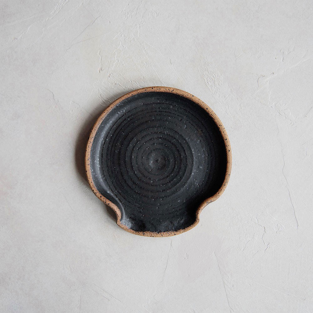 Ceramic Spoon Rest - Dark Color Kitchen Utensil Holder for Cooking & Serving - Perfect for Stovetop, Countertop & Dining Table Use
