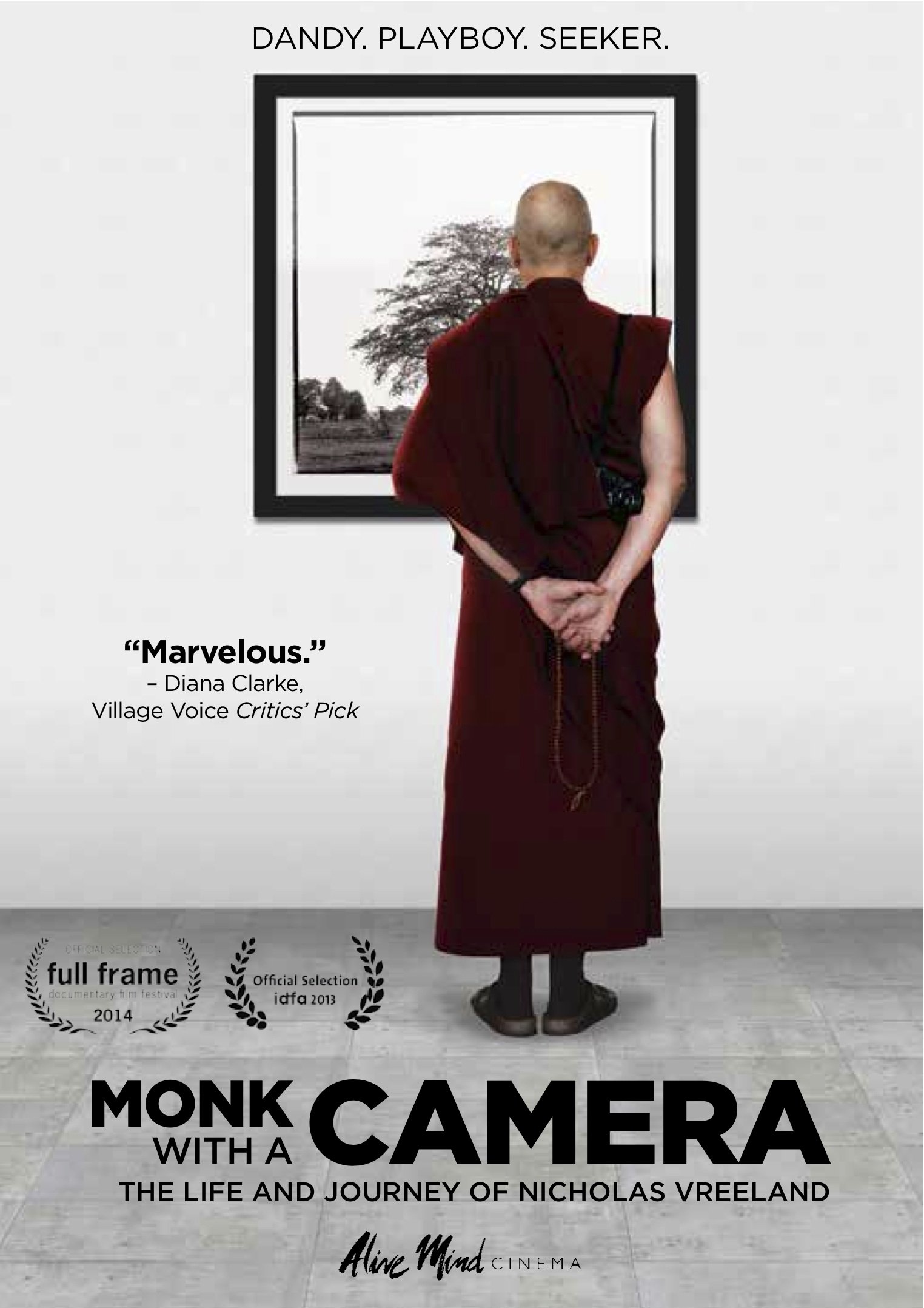 Monk With a Camera - Inspirational Photography Book About Buddhist Monks | Perfect for Meditation, Mindfulness & Spiritual Gifts