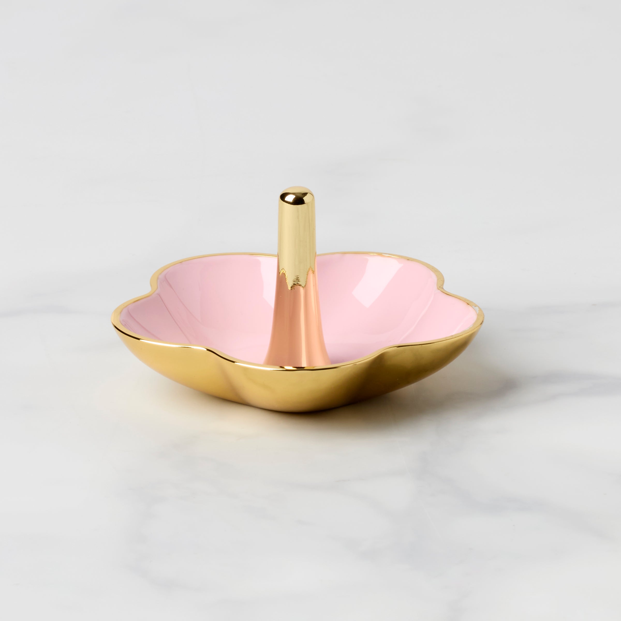 Stylish Pink Metal Ring Dish - Elegant Jewelry Holder for Rings, Earrings & Small Accessories - Perfect for Bathroom, Bedroom & Vanity Organizer