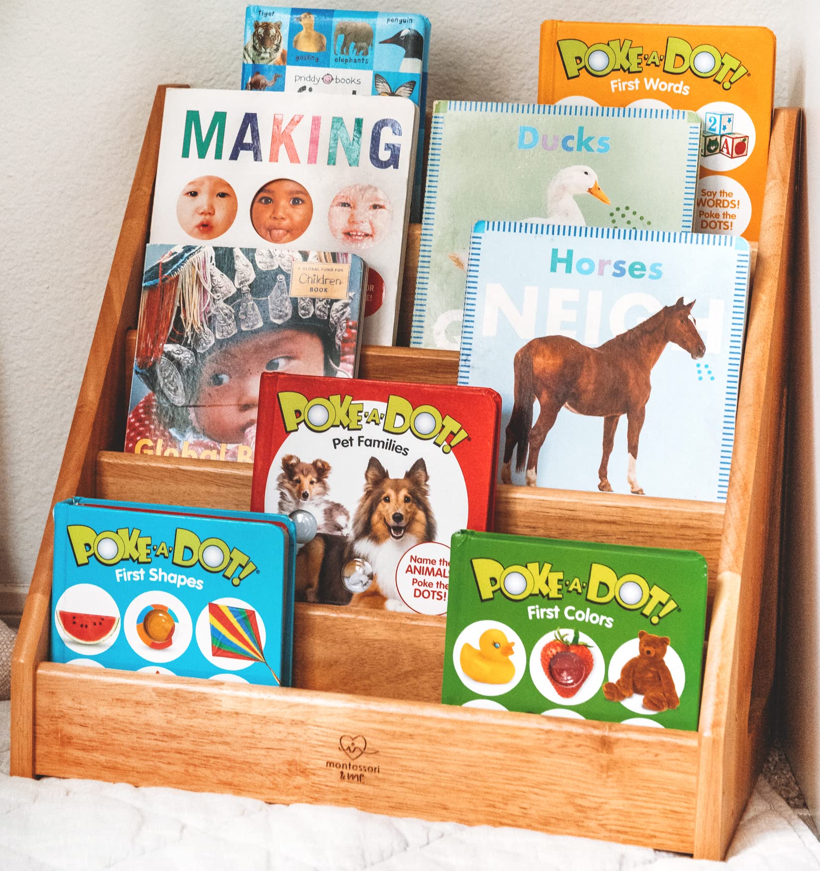 Montessori Bookshelf for Toddlers - Forward Facing Book Display Shelf & Bookcase Rack - Perfect for Kids' Room, Classroom, and Playroom Organization