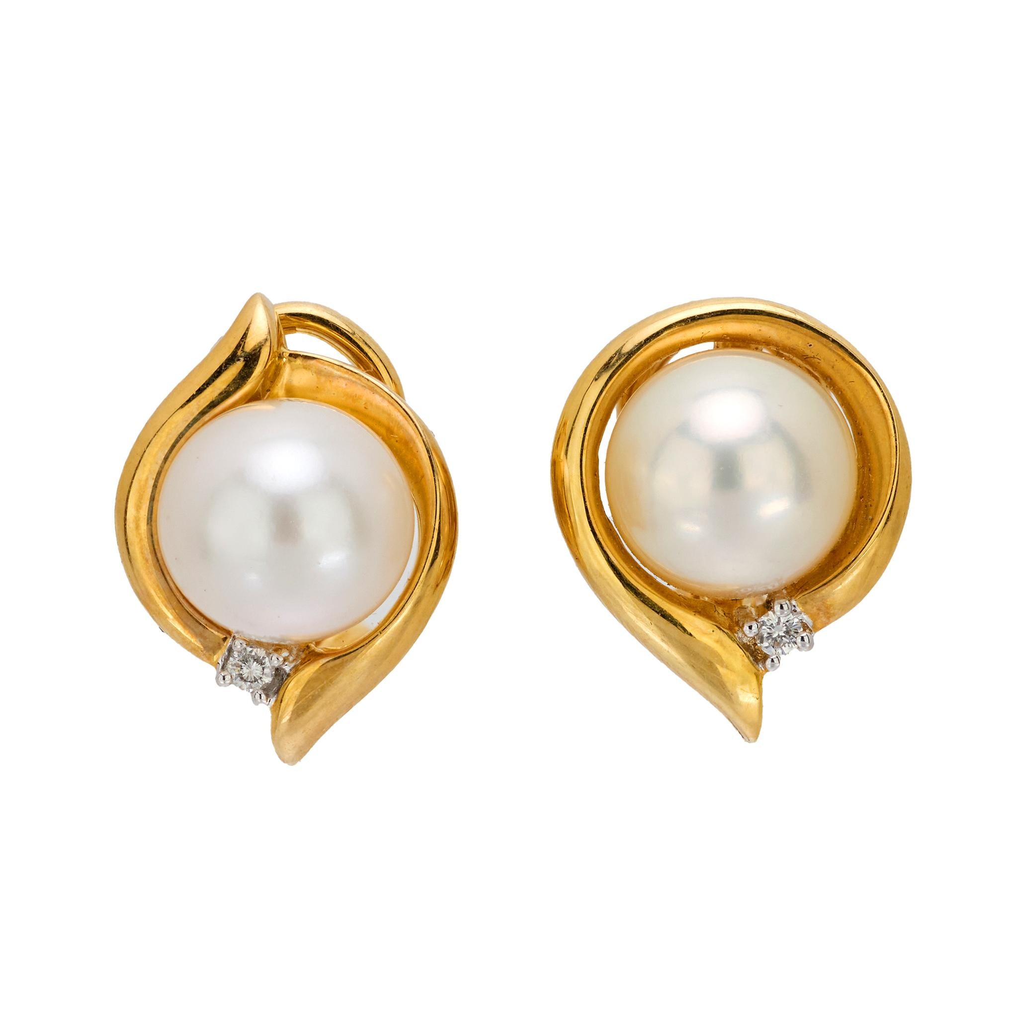 Vintage 18K Yellow Gold Pearl and Diamond Earrings for Women - Elegant Jewelry Gift for Weddings, Anniversaries, and Special Occasions