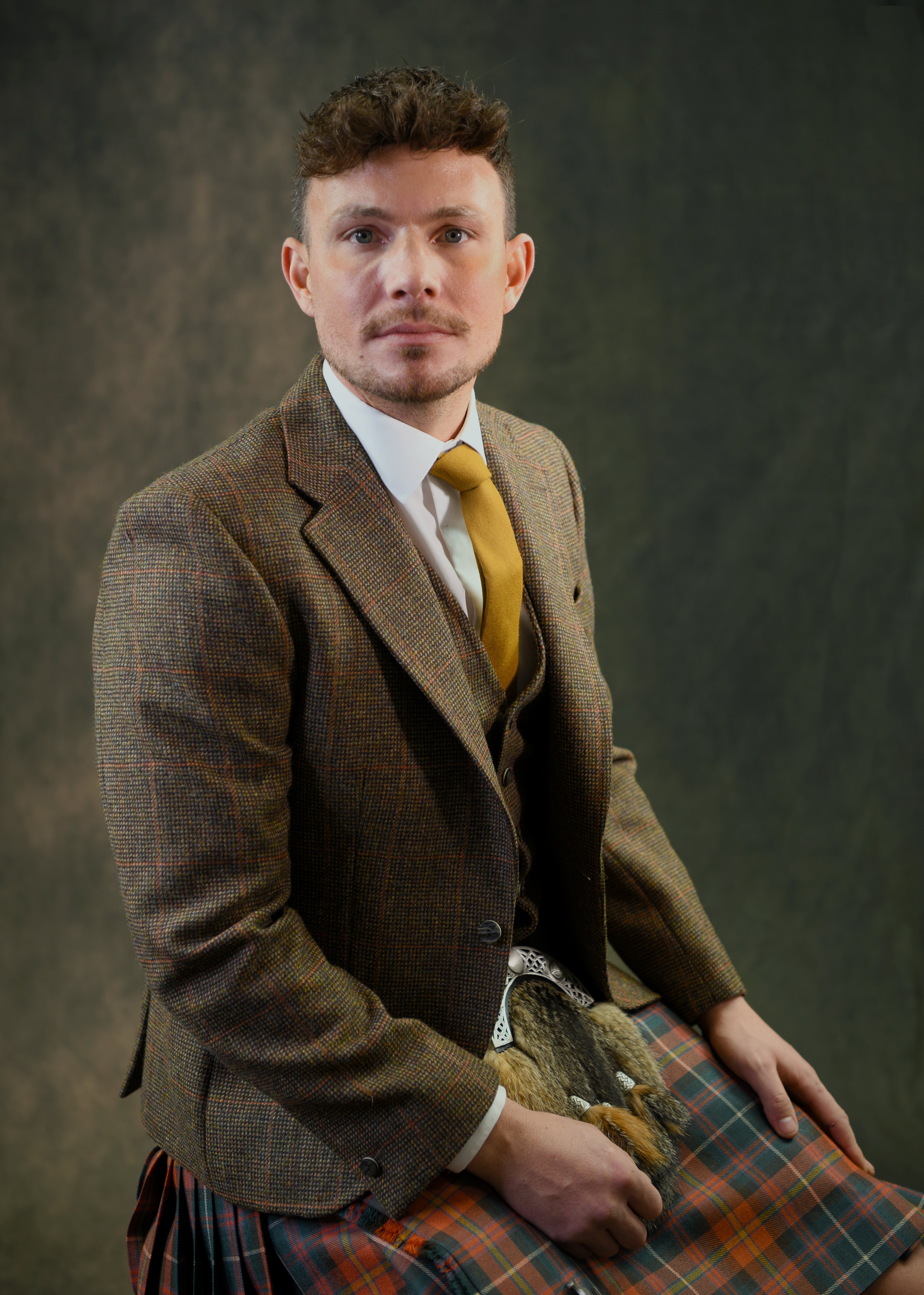 Kirkton Tweed Crail Jacket & Vest - Classic Wool Blend Outerwear for Men | Water-Resistant & Warm | Perfect for Autumn, Winter & Outdoor Activities (Hunting, Hiking, Equestrian)