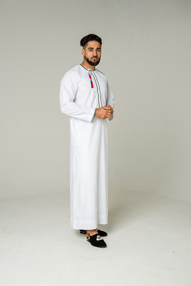 Palestine Inspired White Boys Thobe - Traditional Arabic Robe for Kids - Perfect for Eid, Weddings & Cultural Celebrations