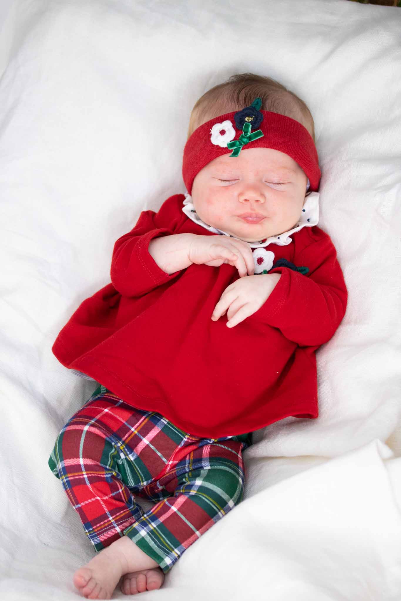 Adorable Cherry Plaid Legging Set for Baby Girls - Soft & Comfortable Outfit for Playtime, Photos & Special Occasions